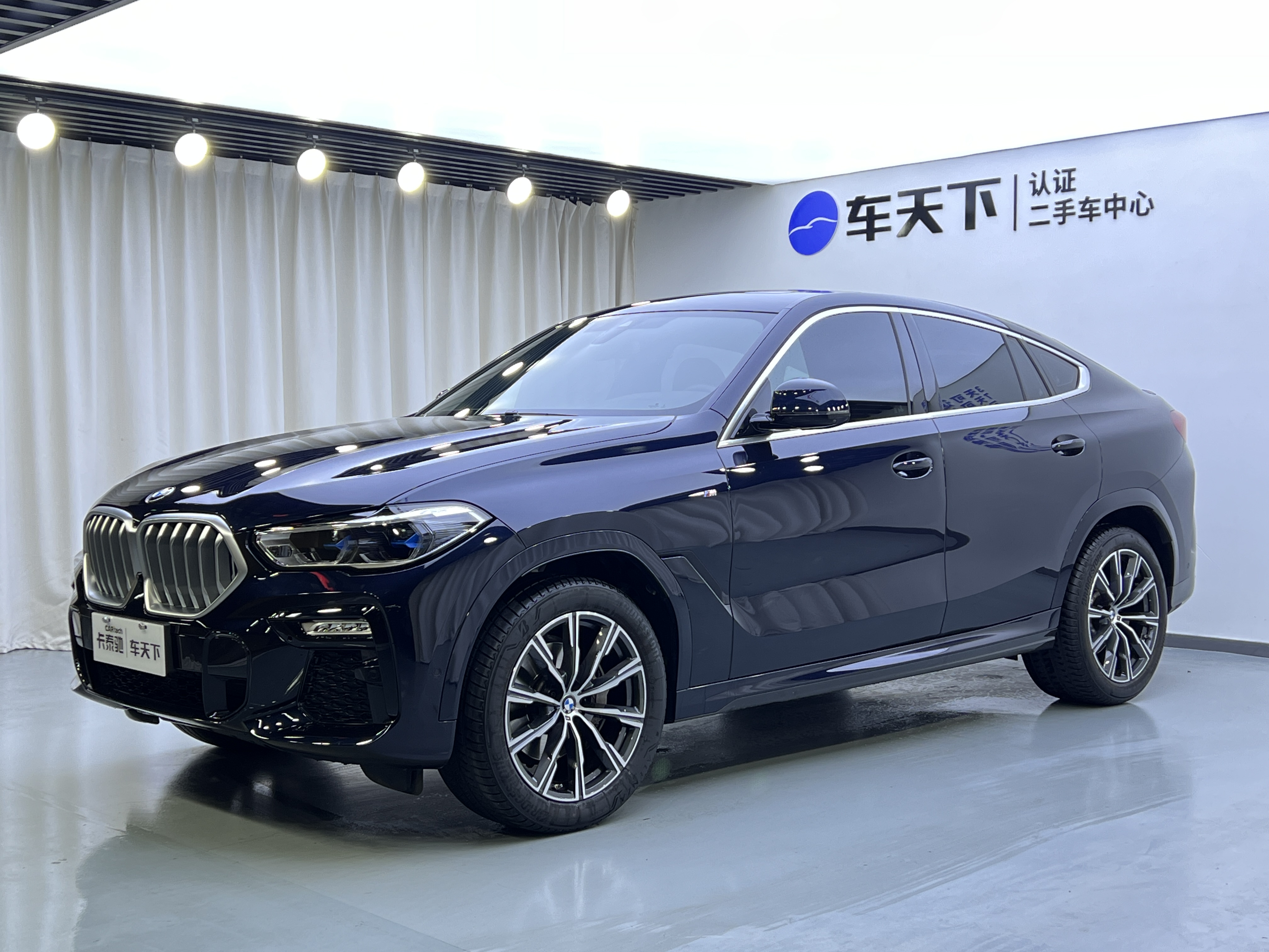 BMW X6 2022 汽车图片 