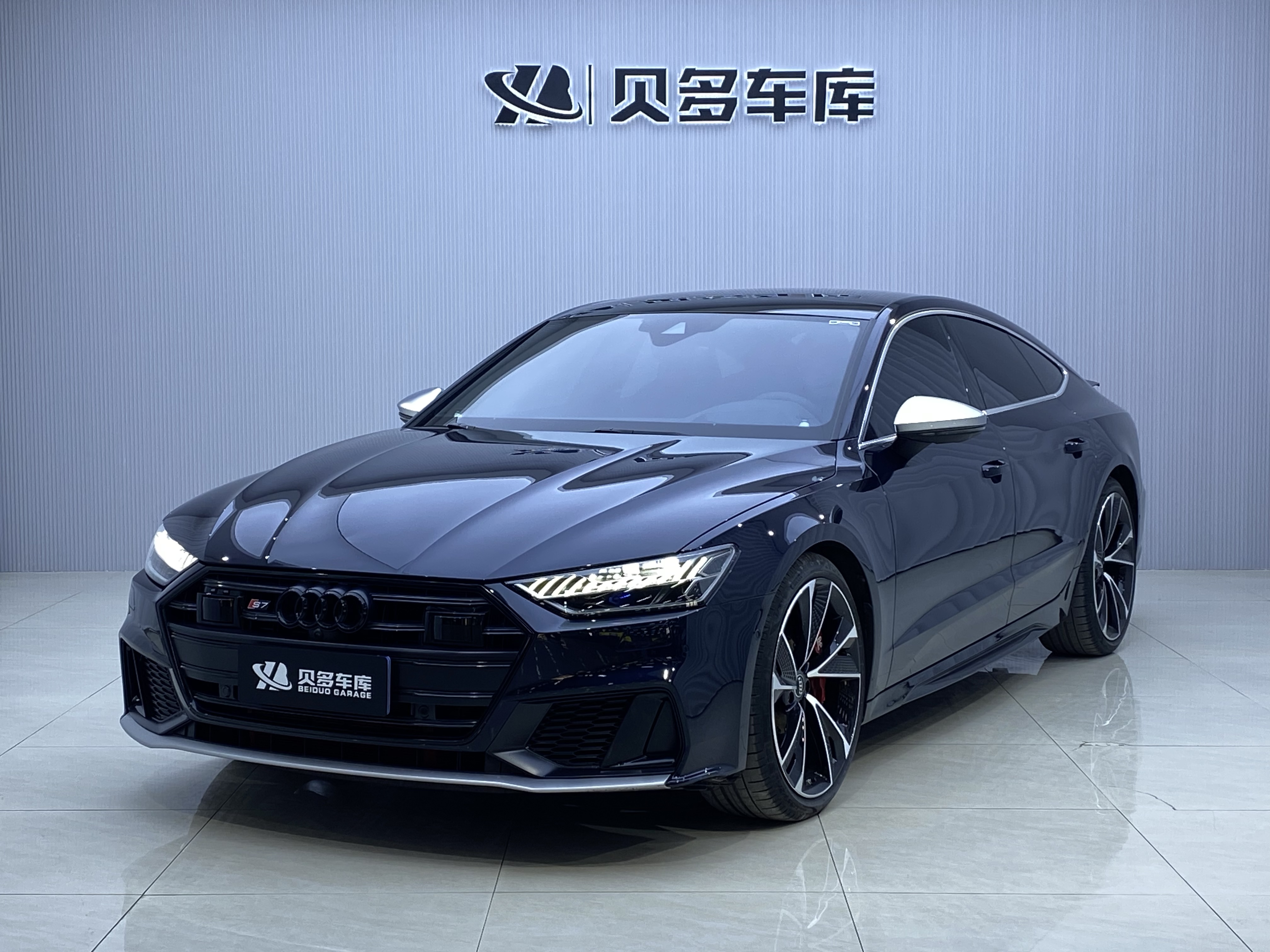 Audi S7 2021 car image 