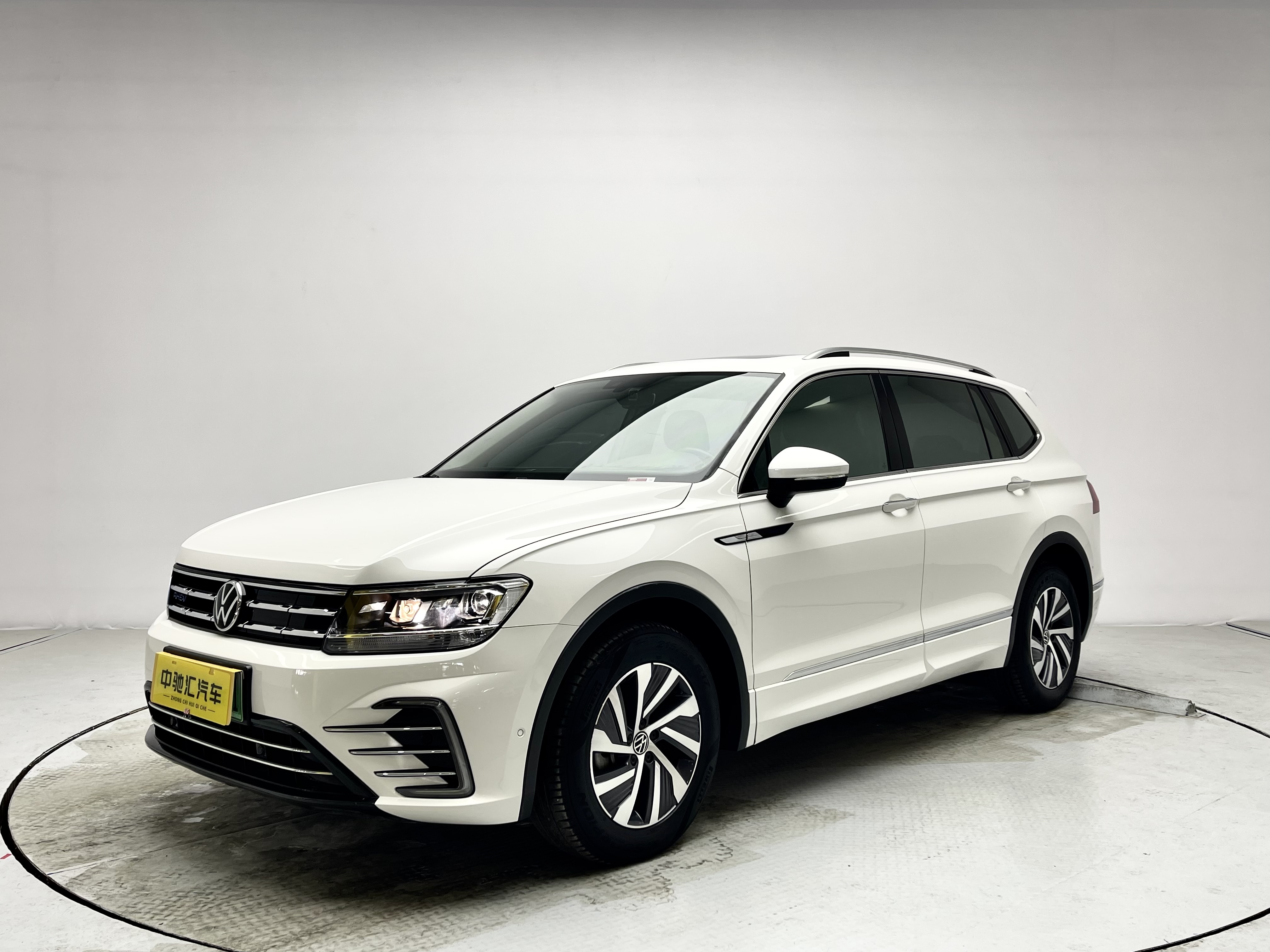 Volkswagen Tiguan L New Energy 2021 изображение автомобиля 