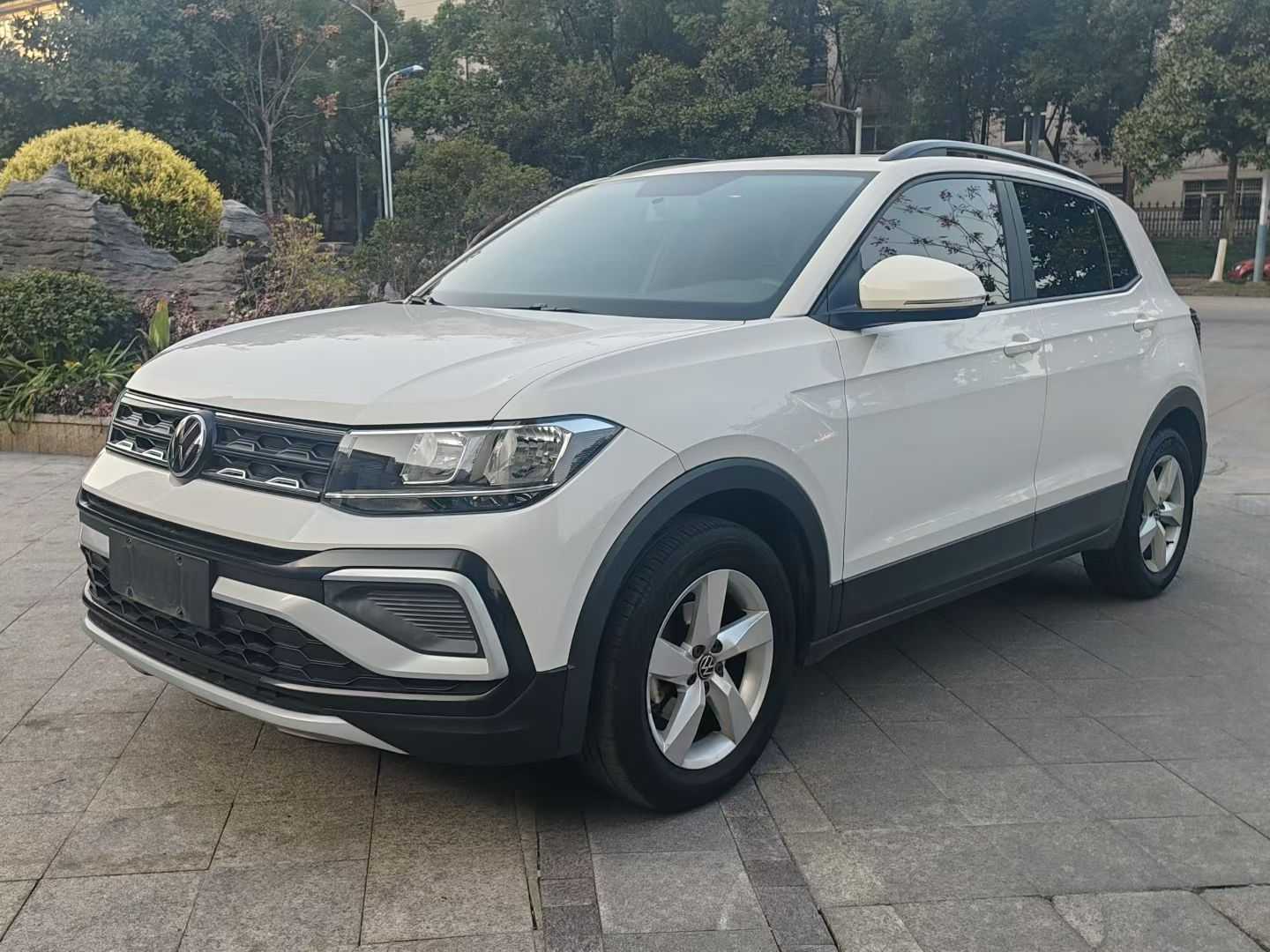 Volkswagen T-Cross 2021 Volkswagen T-Cross 2021 car image