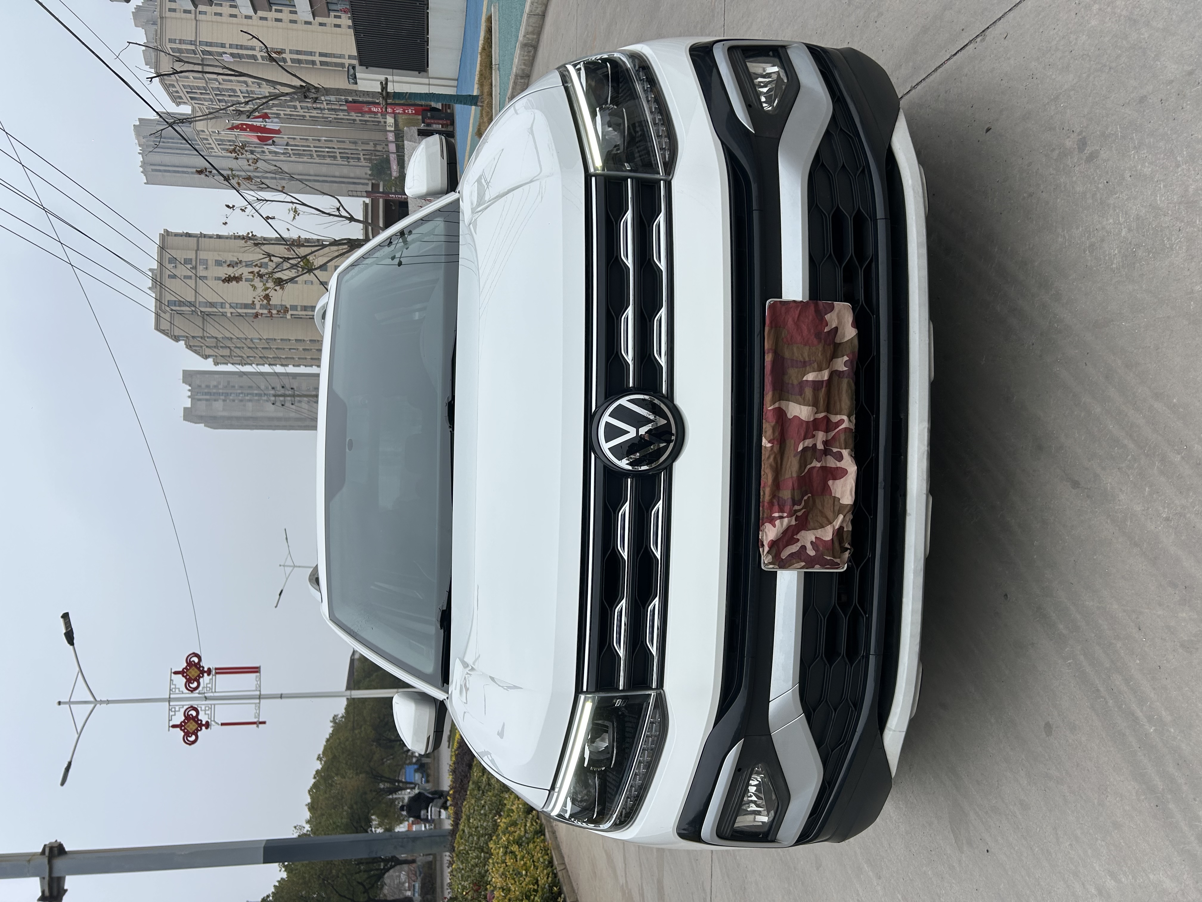 Volkswagen T-Cross 2021 car image 