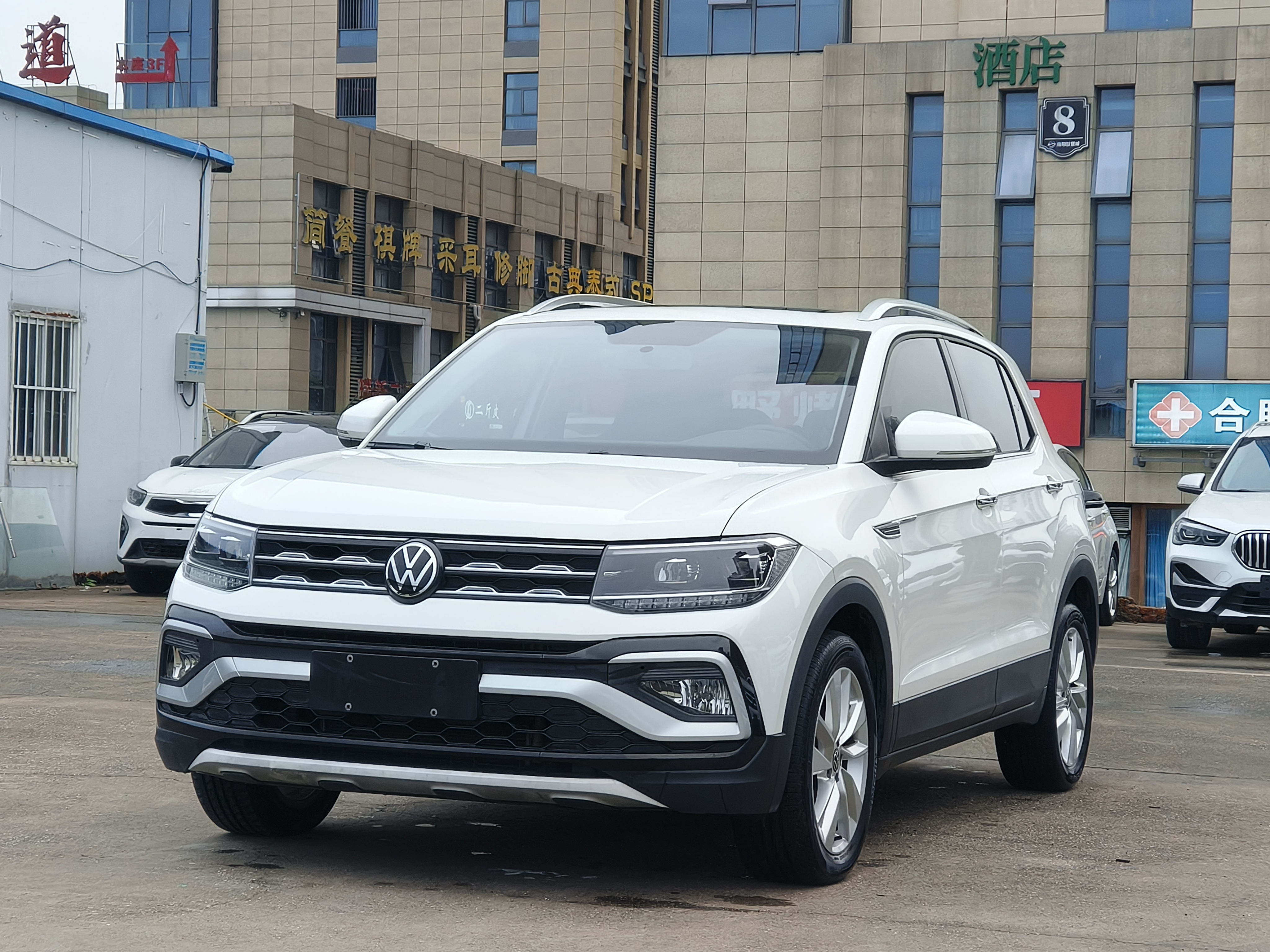 Volkswagen T-Cross 2021 Volkswagen T-Cross 2021 car image