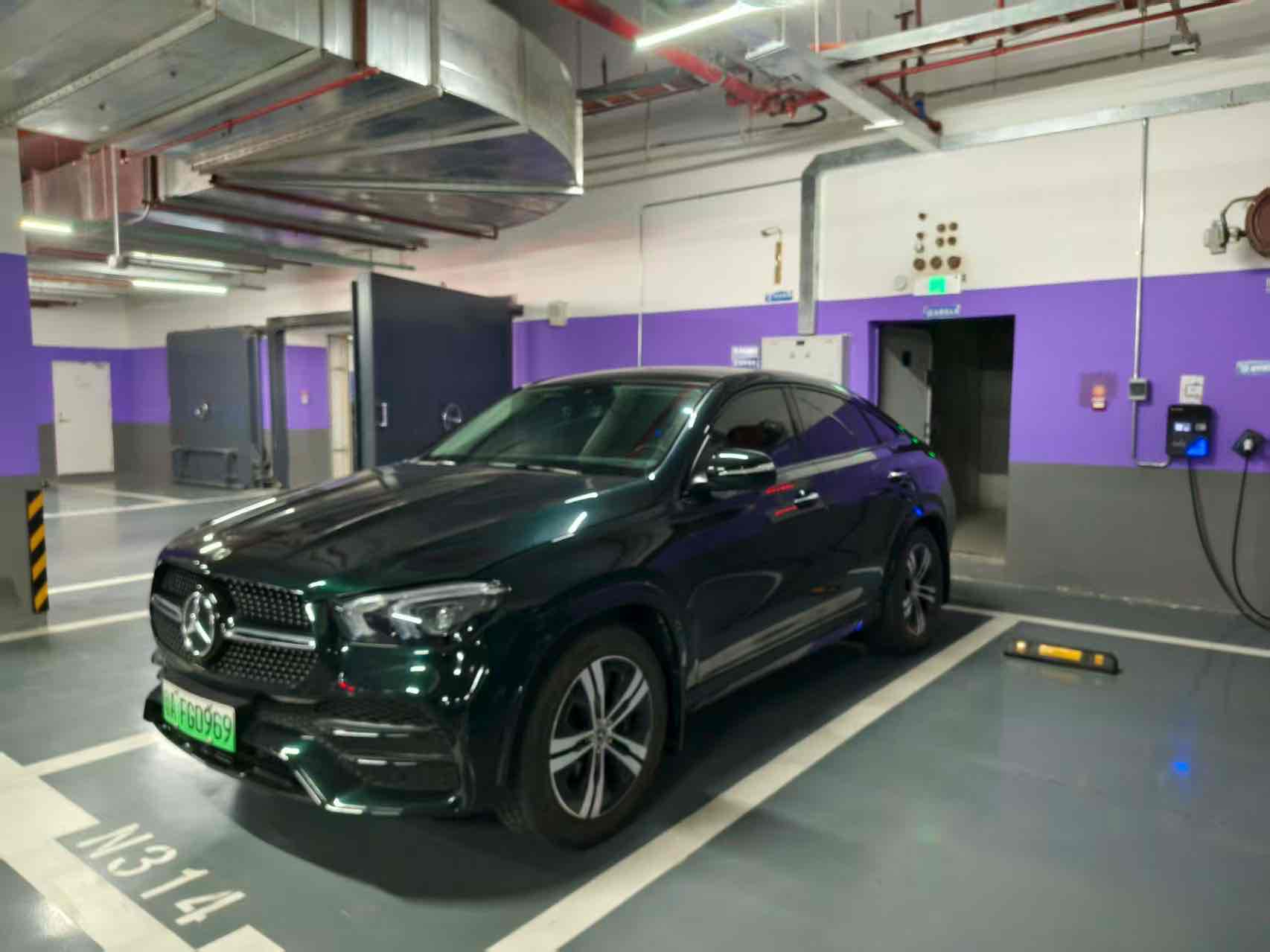 Mercedes-Benz GLE Coupe New Energy 2022 汽车图片 