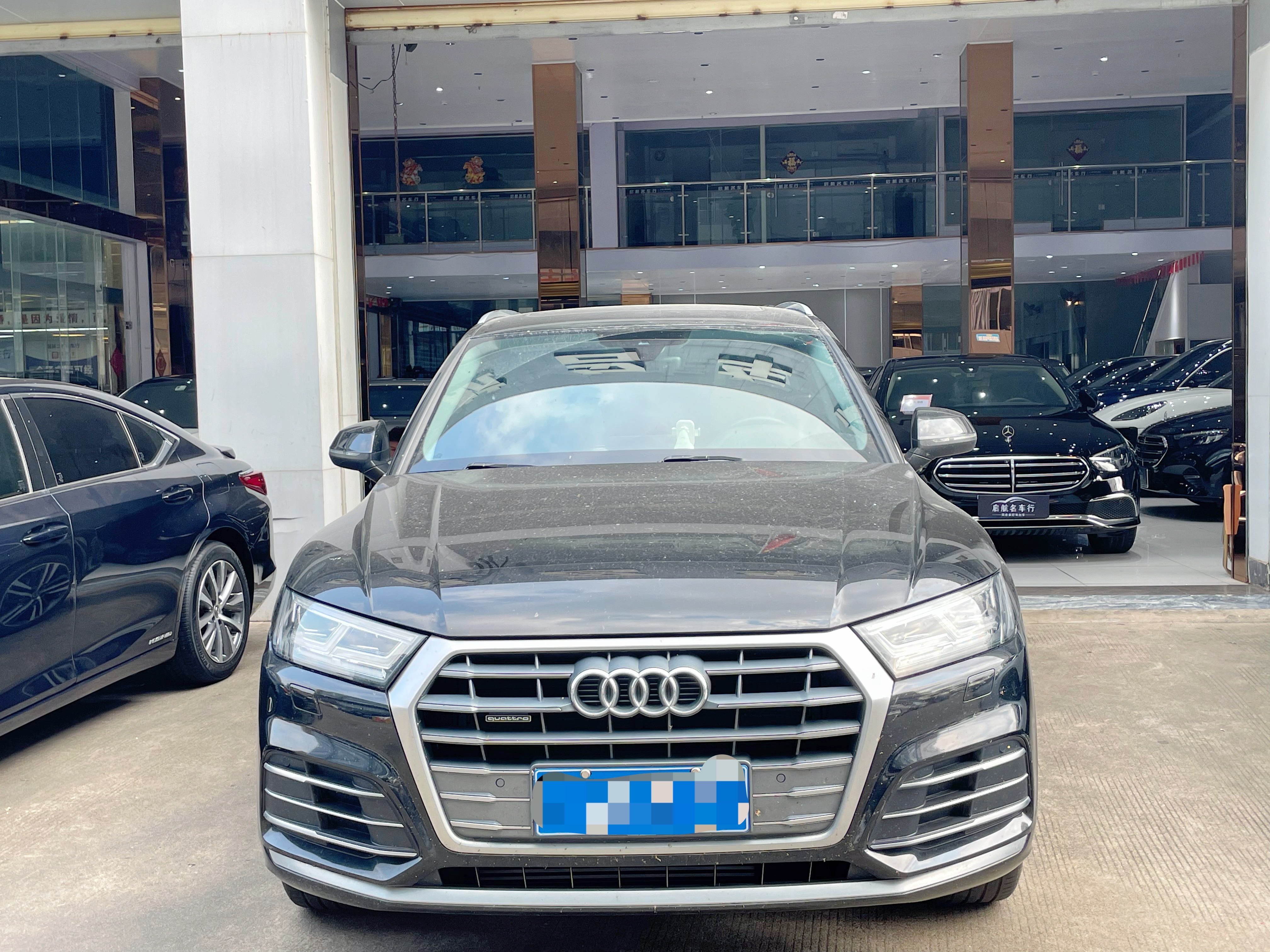 Audi Q5L 2021 汽车图片 