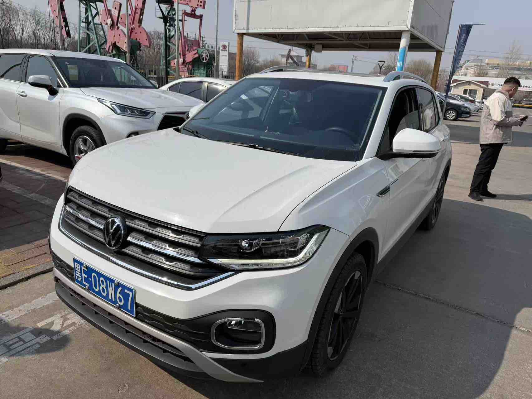 Volkswagen Tacqua 2022 Volkswagen Tacqua 2022 car image