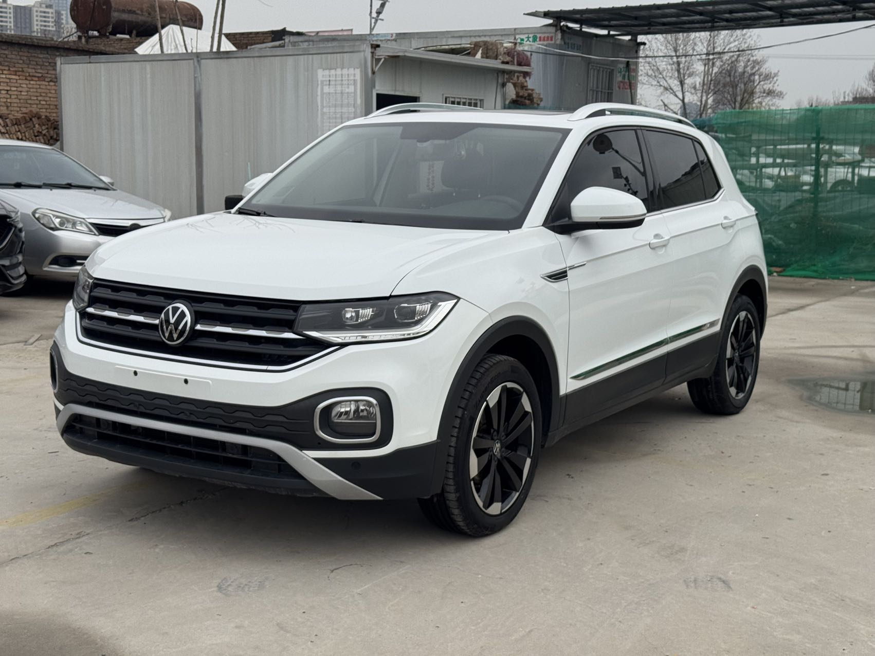 Volkswagen Tacqua 2022 car image 