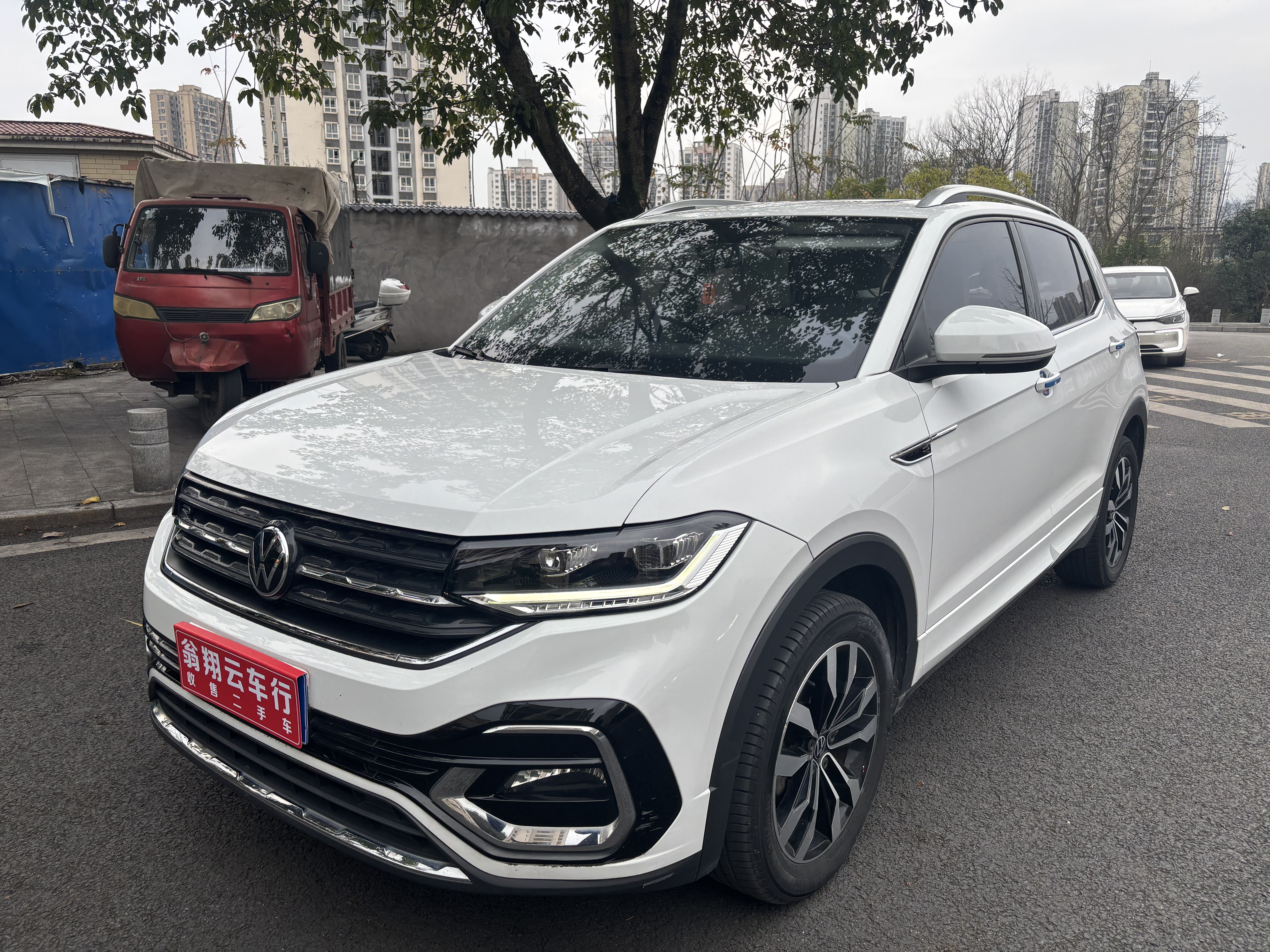 Tacqua 2021 car image 