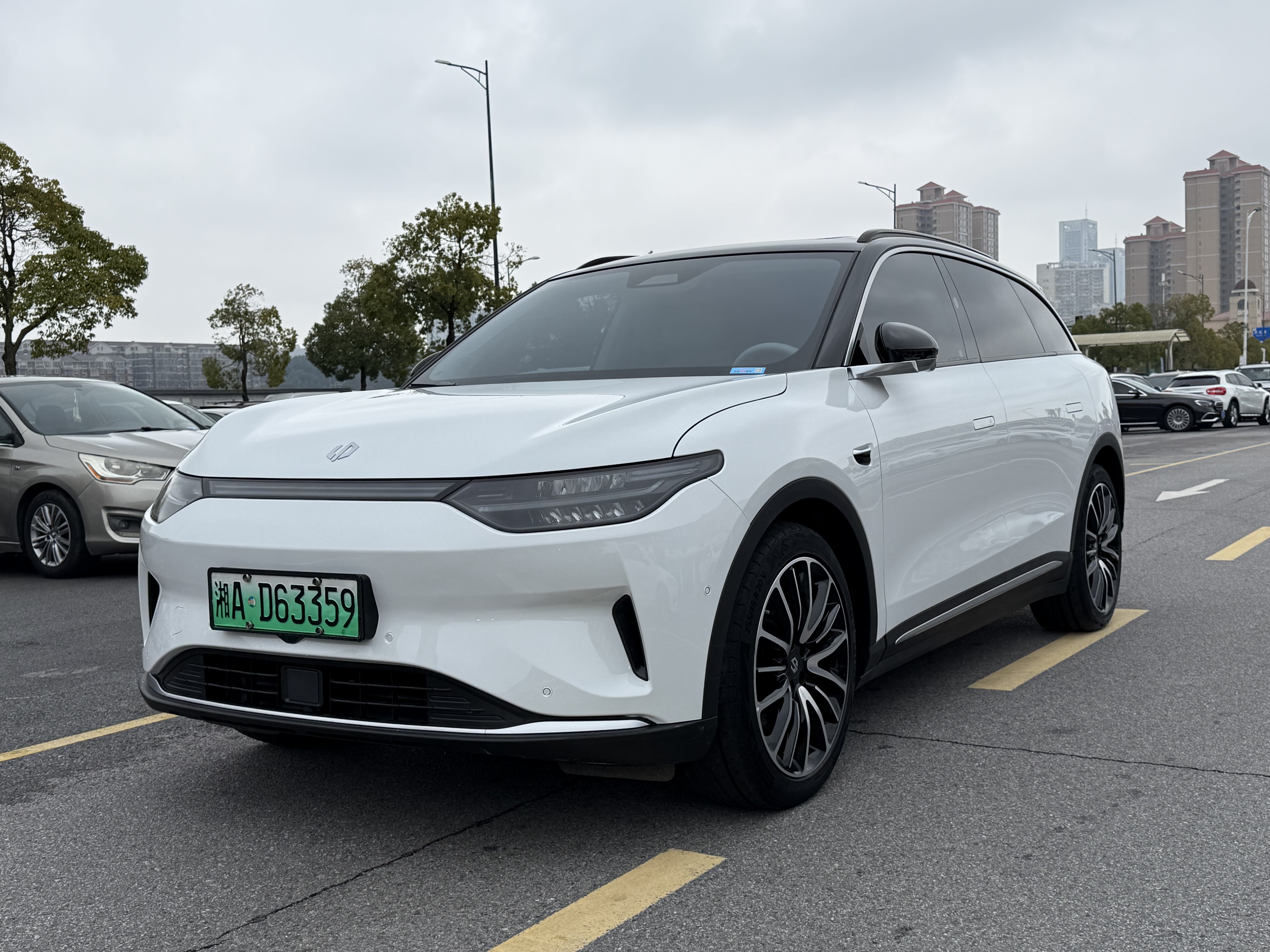 Leapmotor C11 2022 汽车图片 