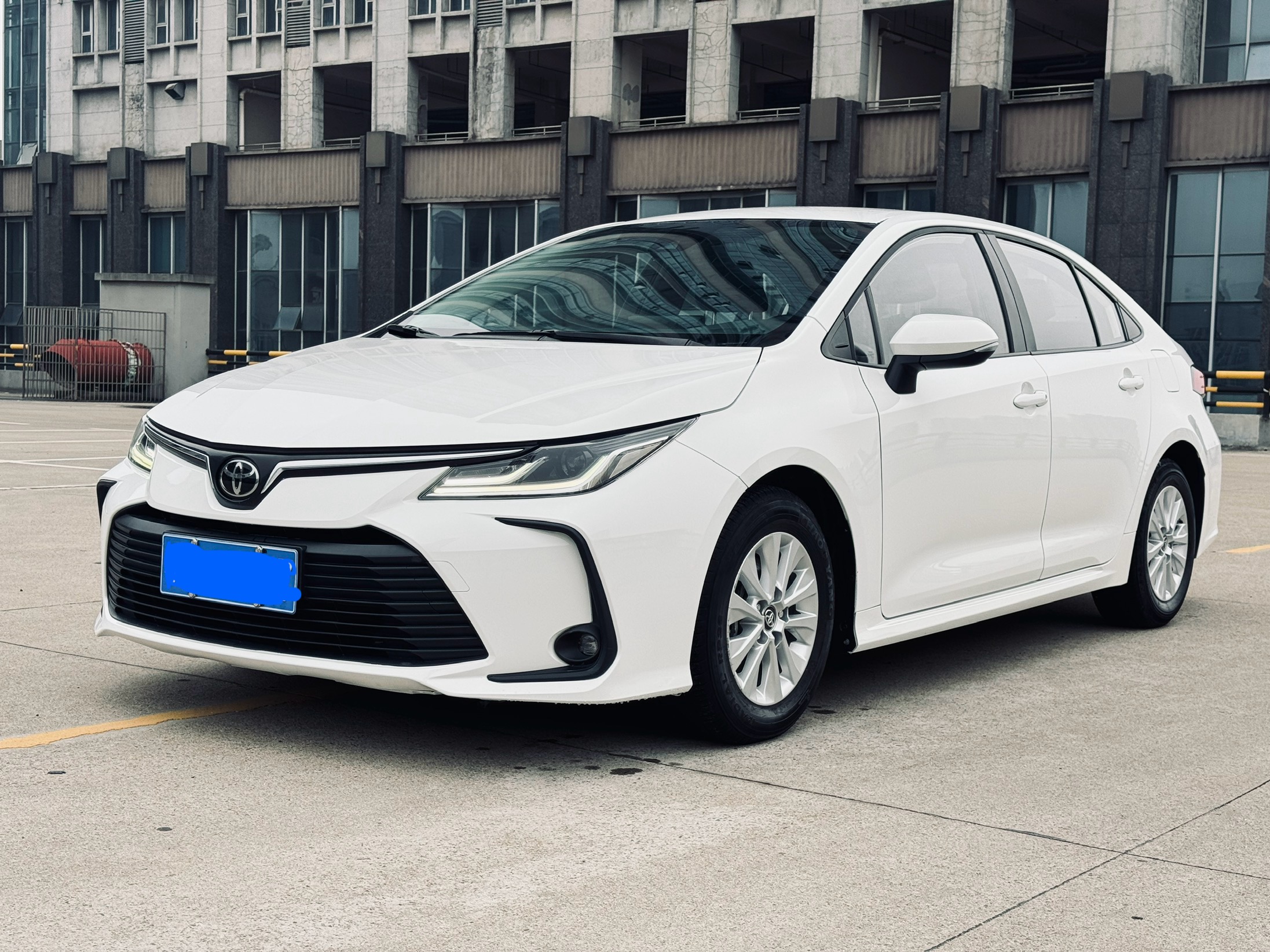 Toyota Corolla 2023 Toyota Corolla 2023 car image