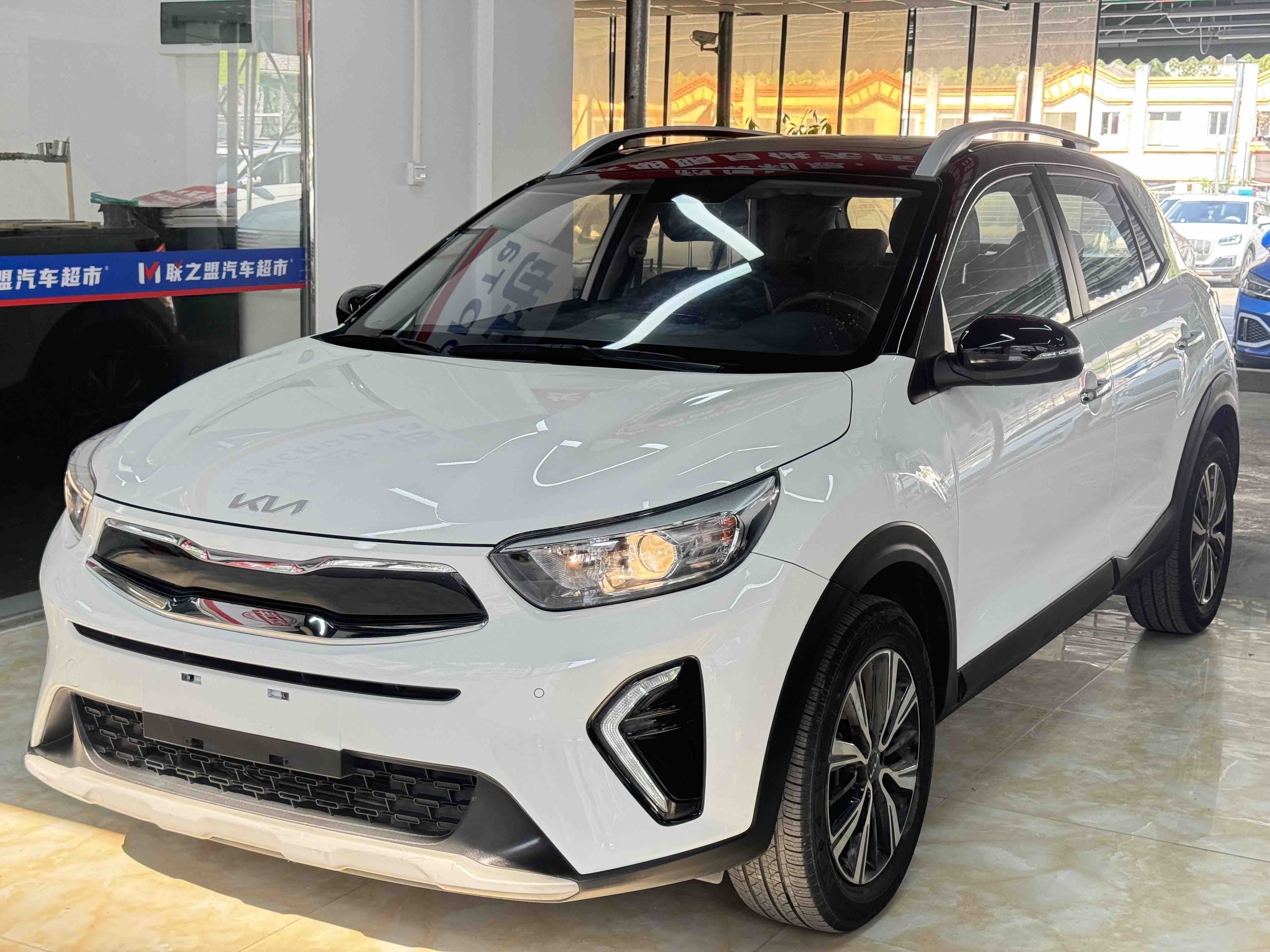 Kia KX1 2022 car image 
