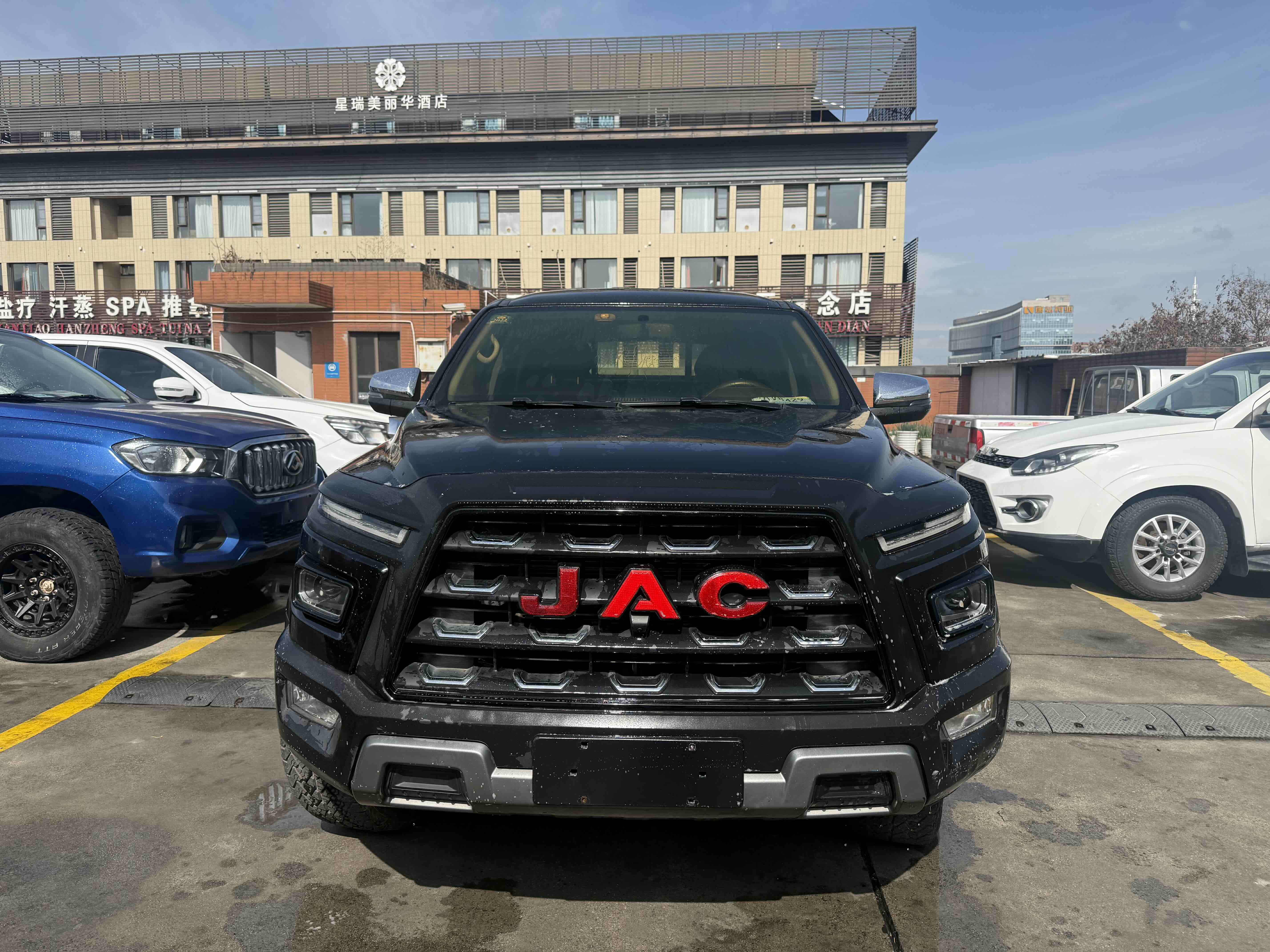 JAC 2021 car image 