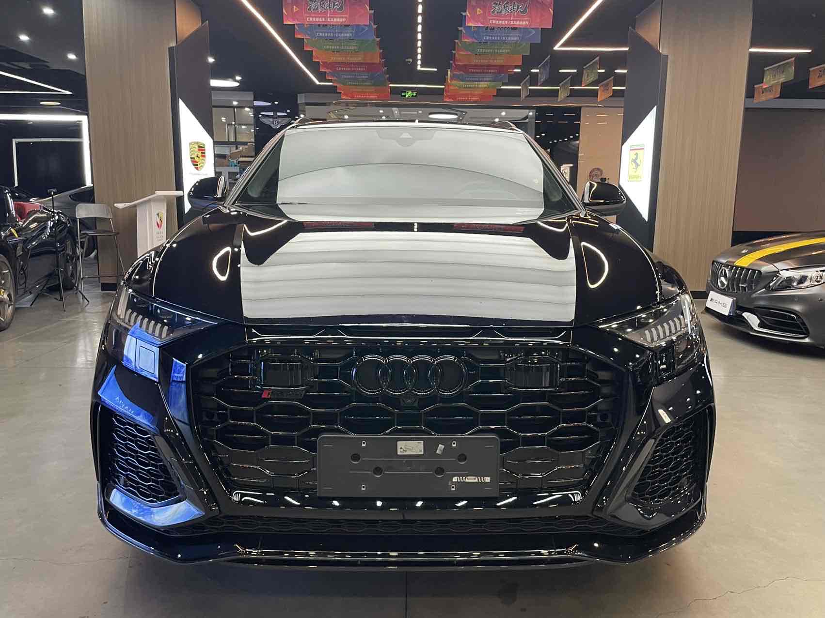 Audi RS Q8 2021 car image 