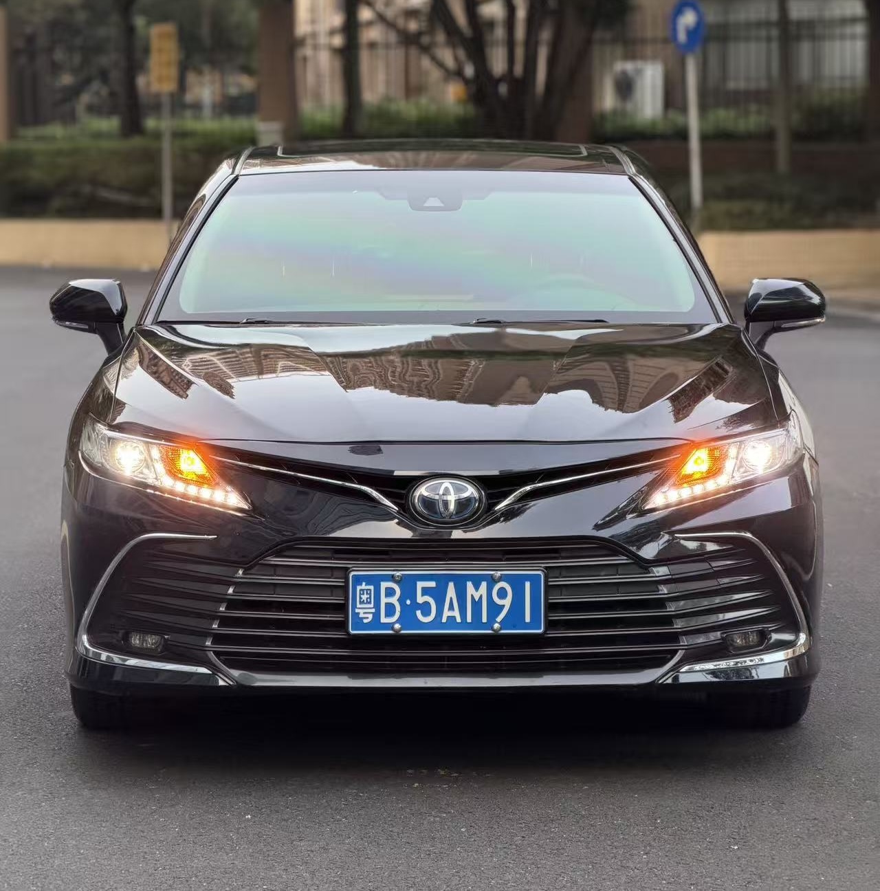 Toyota Camry 2021 Toyota Camry 2021 car image