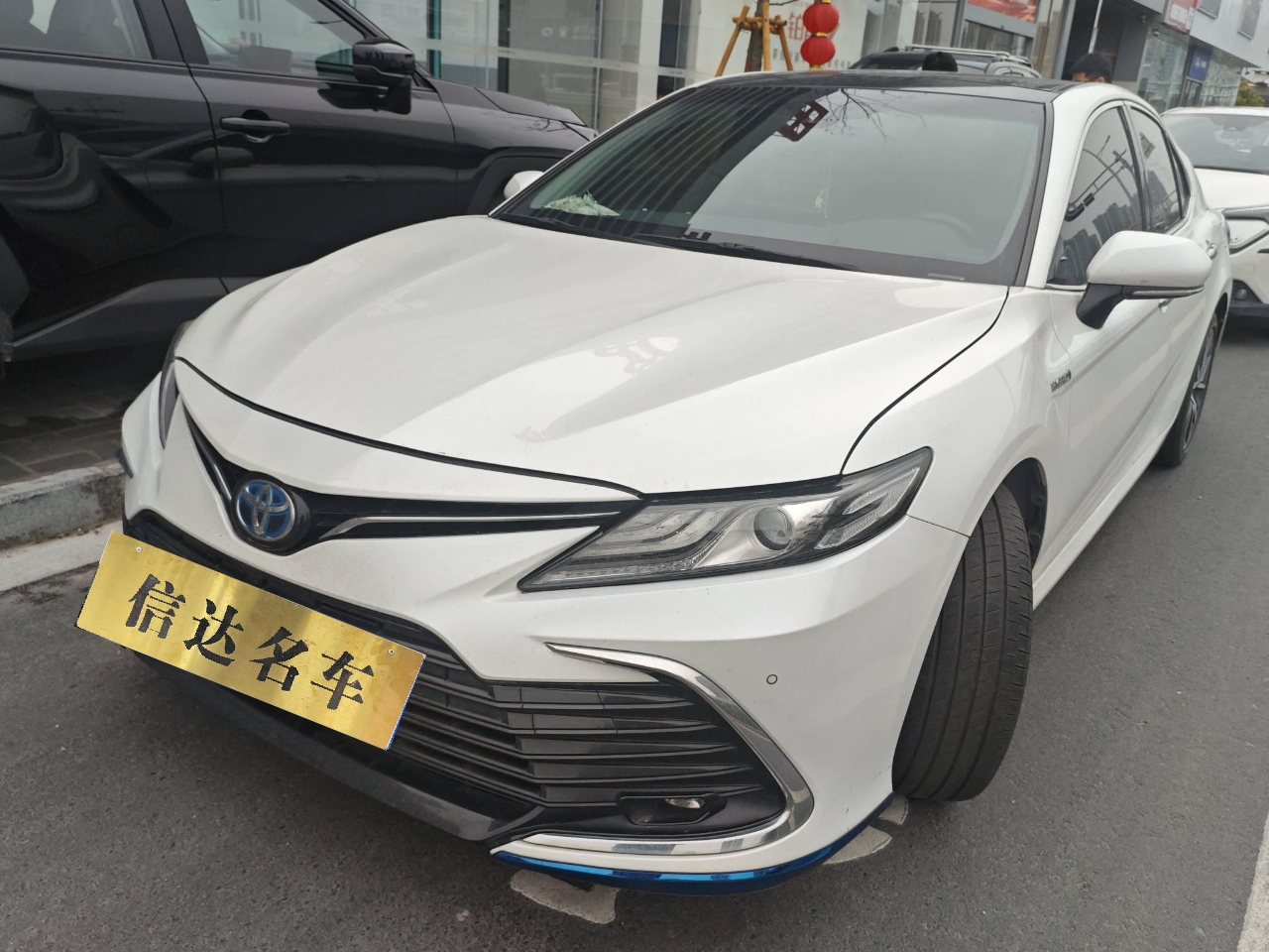 Toyota Camry 2022 immagine di auto 