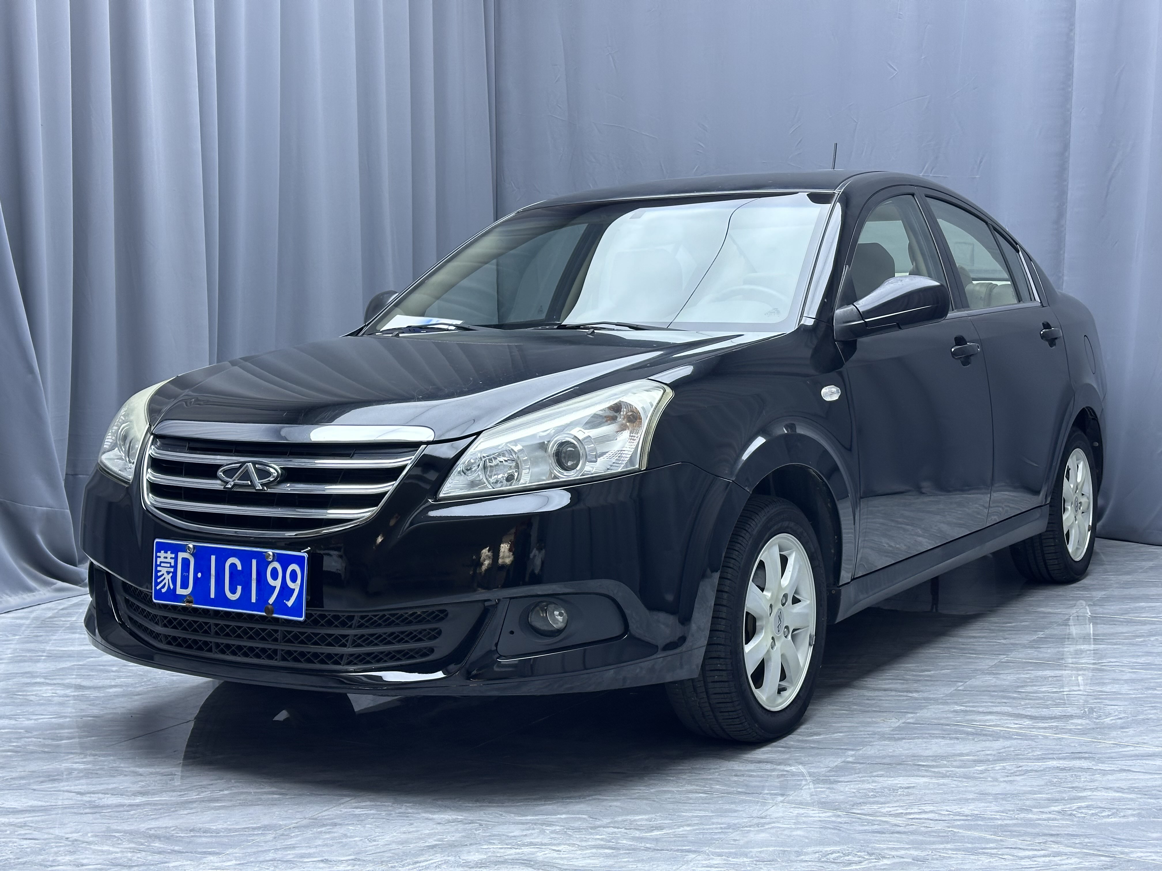 Chery E5 2012 Chery E5 2012 immagine di auto