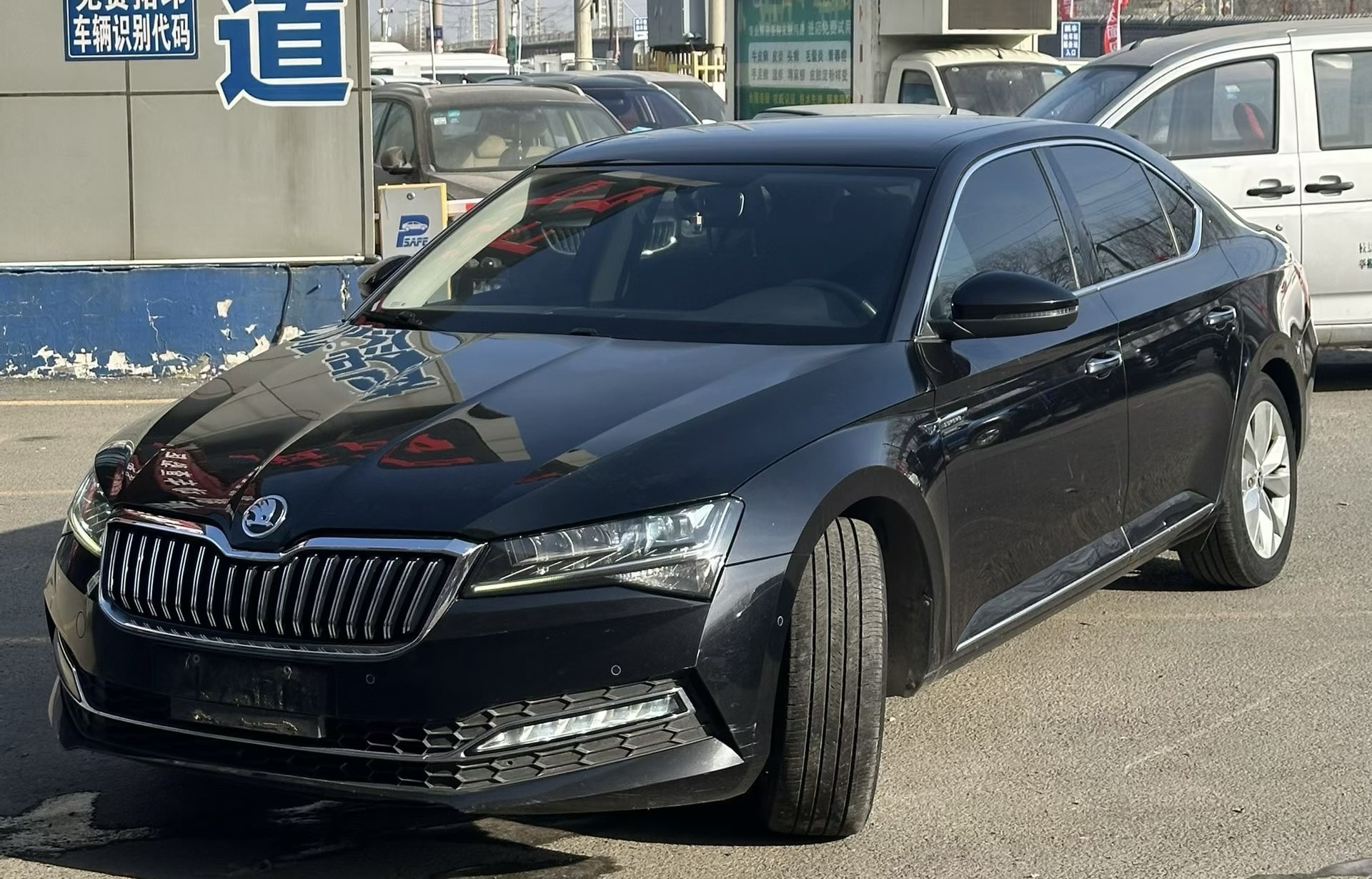 Skoda Superb 2021 汽车图片 