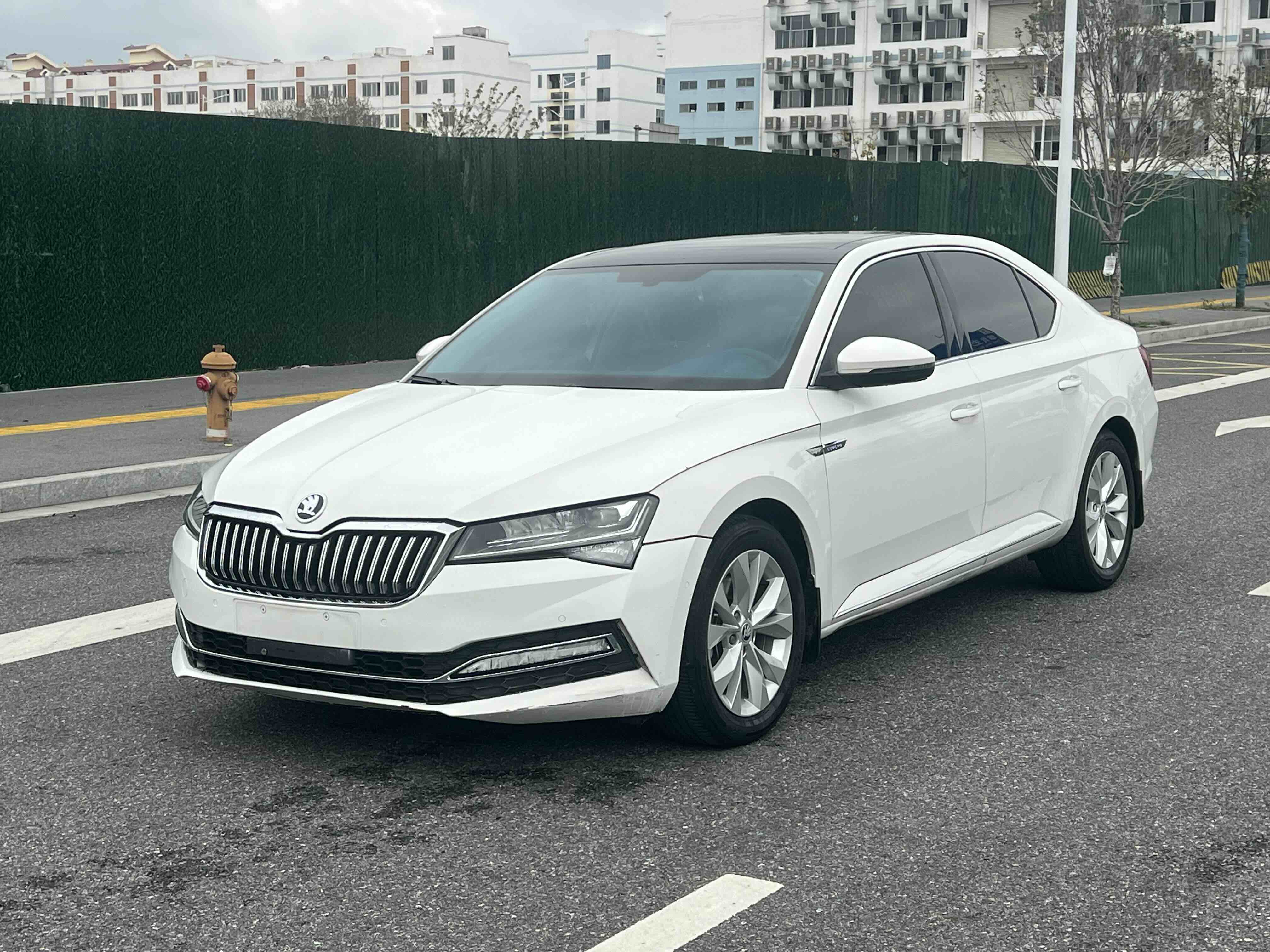 Skoda Superb 2021 汽车图片 