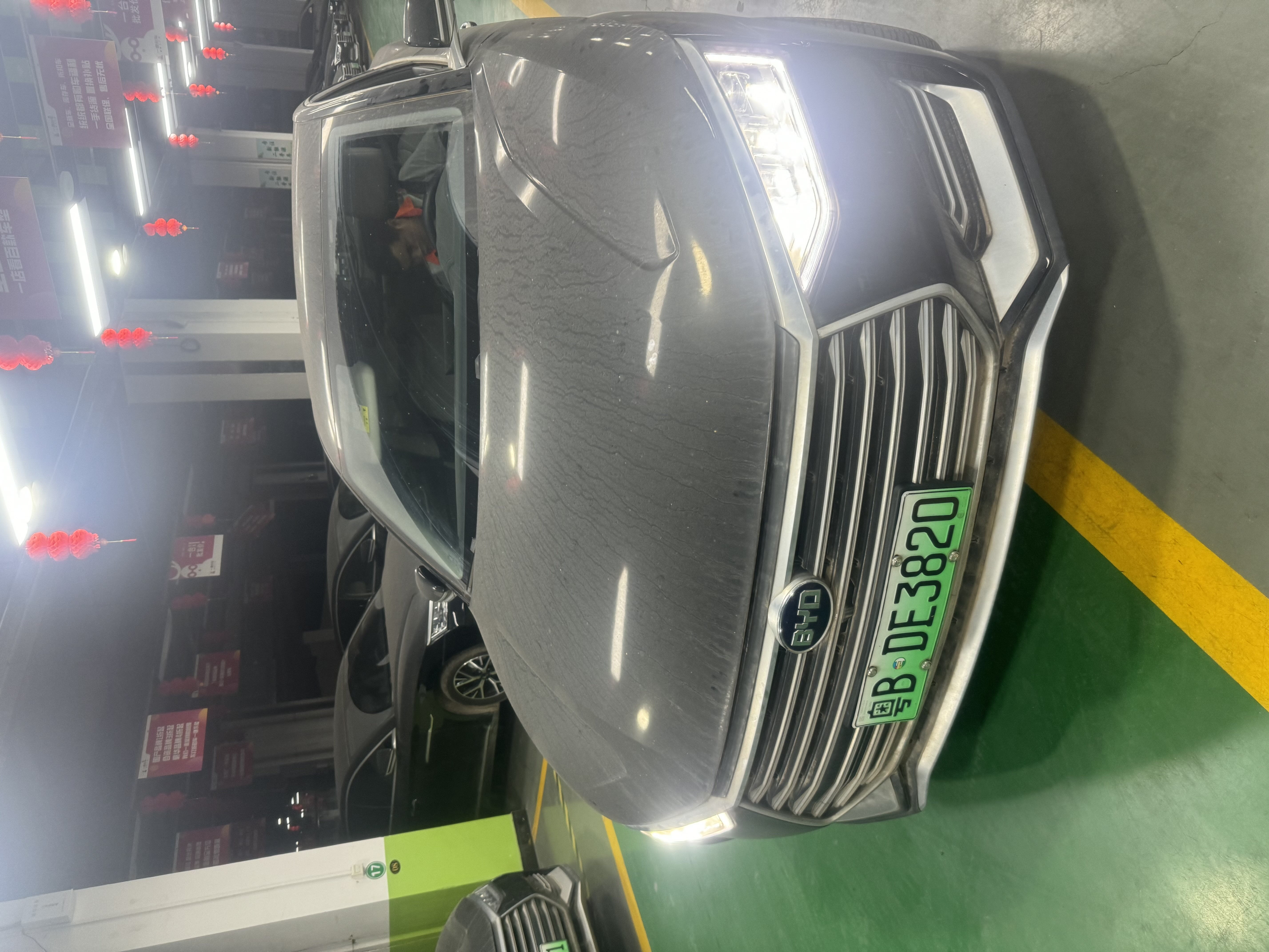 BYD e9 2021 car image 