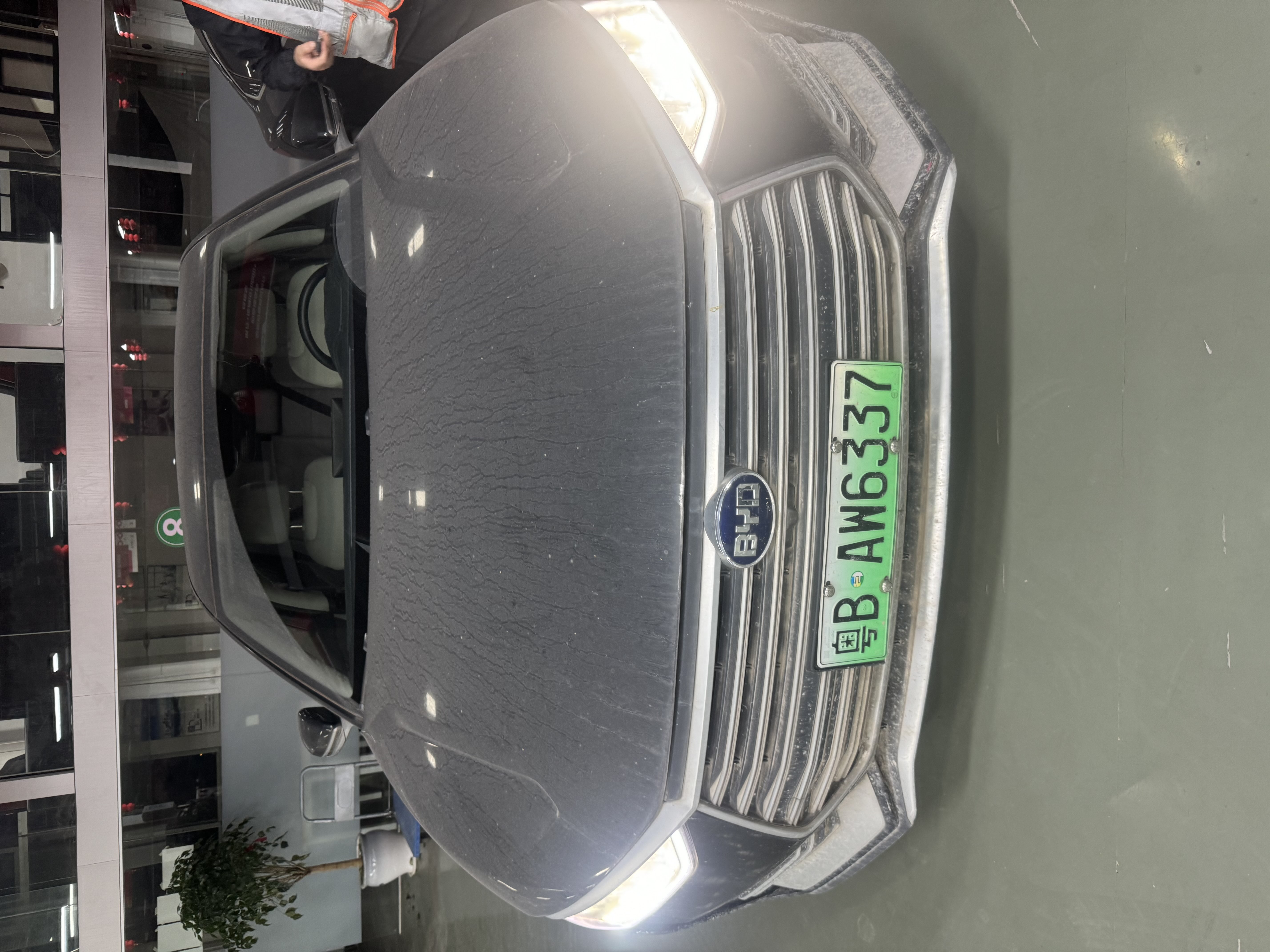 BYD e9 2021 car image 