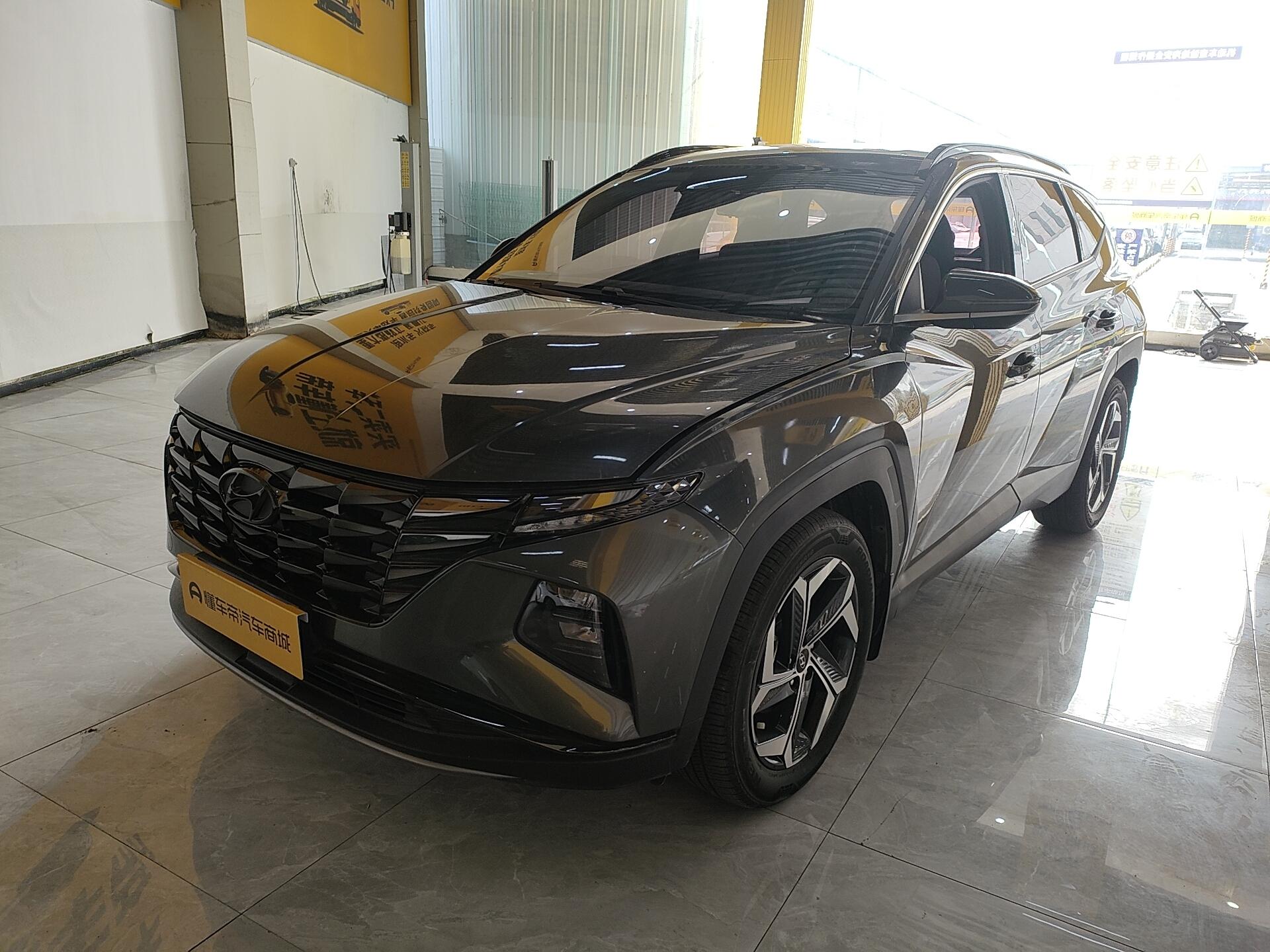 Hyundai Tucson 2023 صورة سيارة 