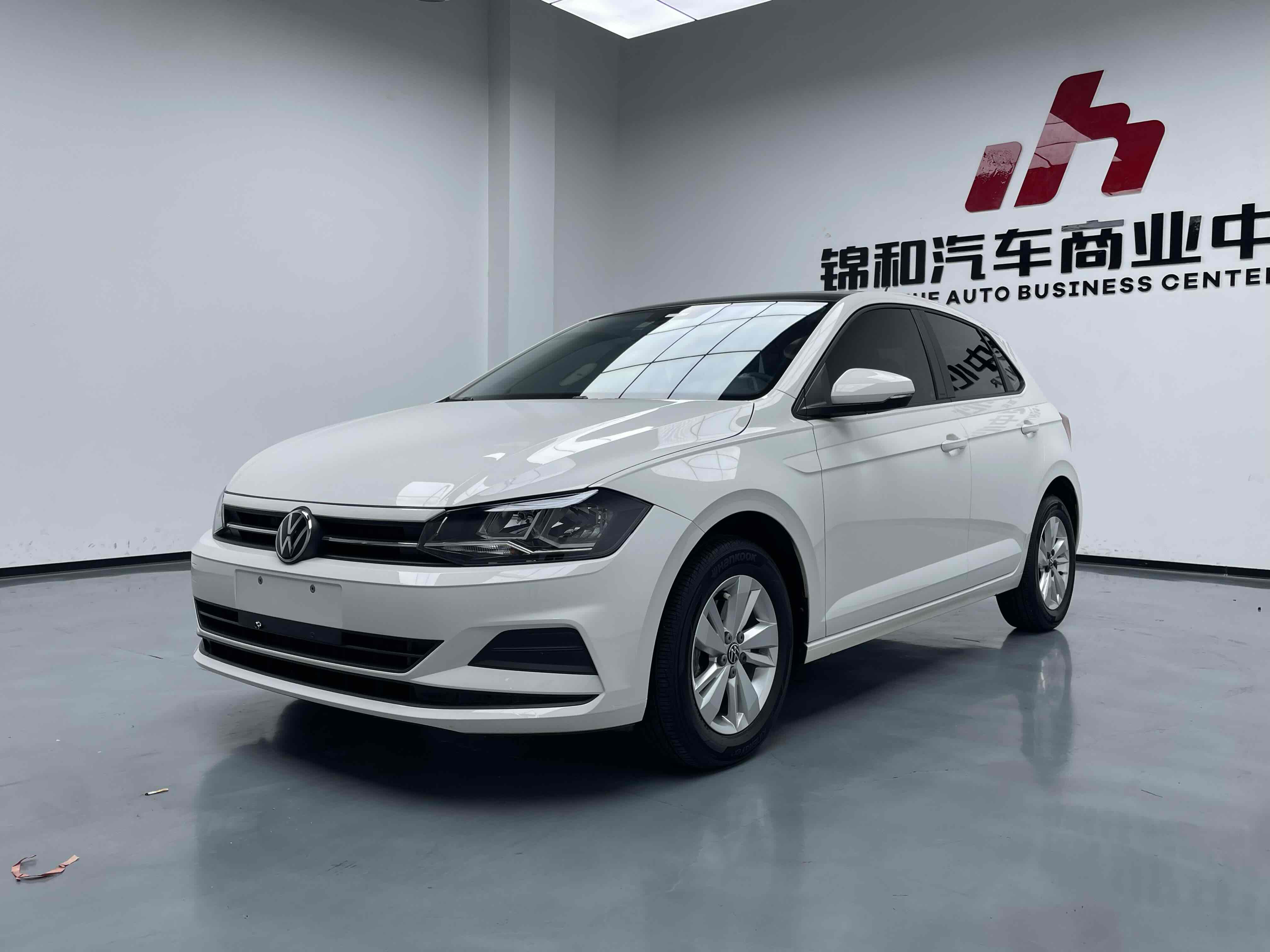 Volkswagen Polo 2022 car image 