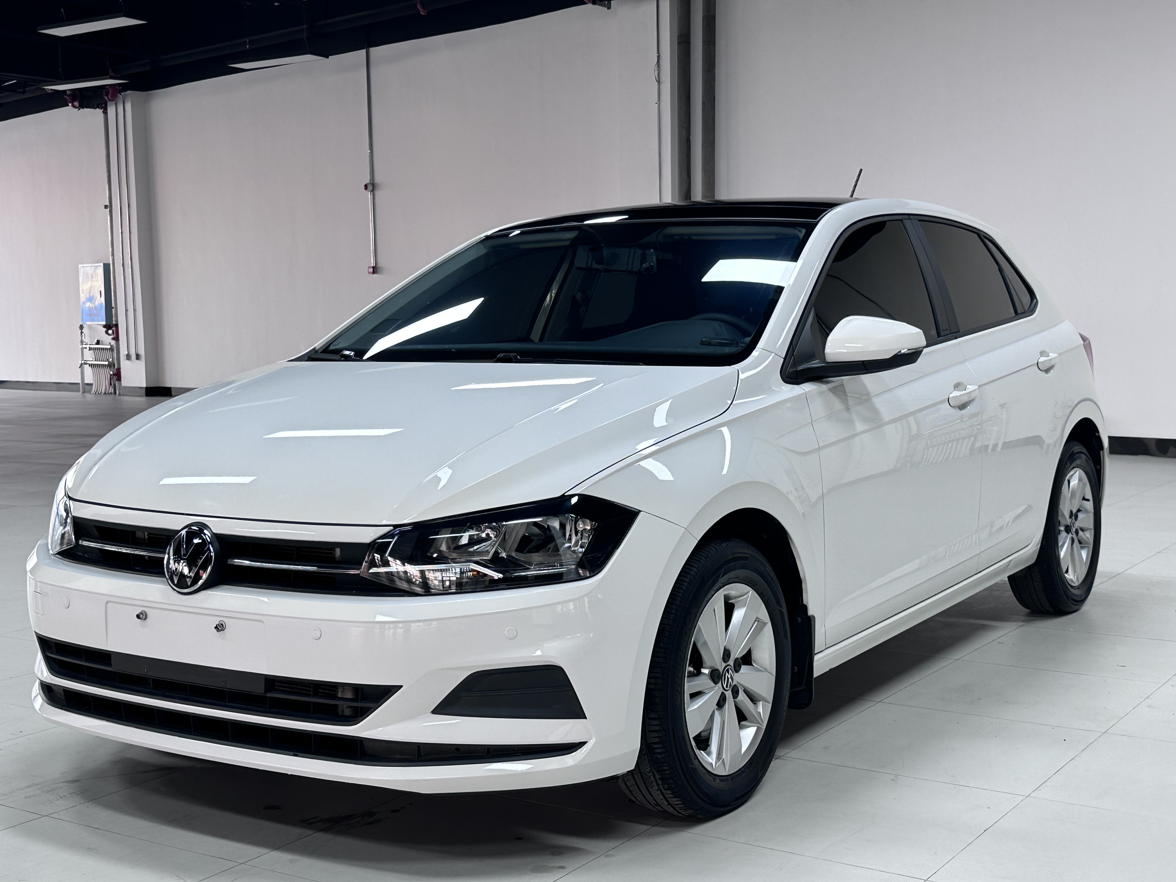 Volkswagen Polo 2021 Volkswagen Polo 2021 car image
