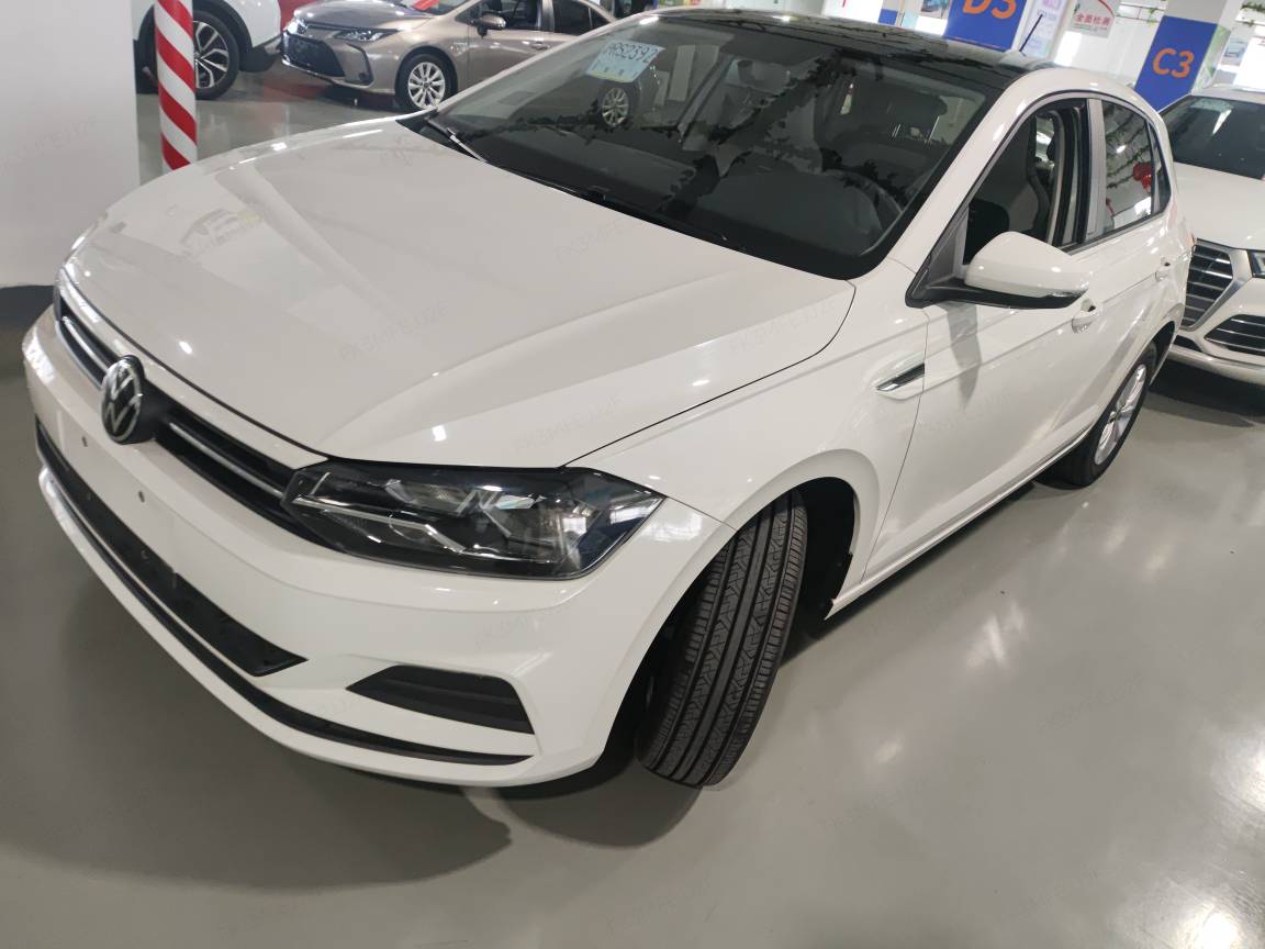 Polo 2021 car image 