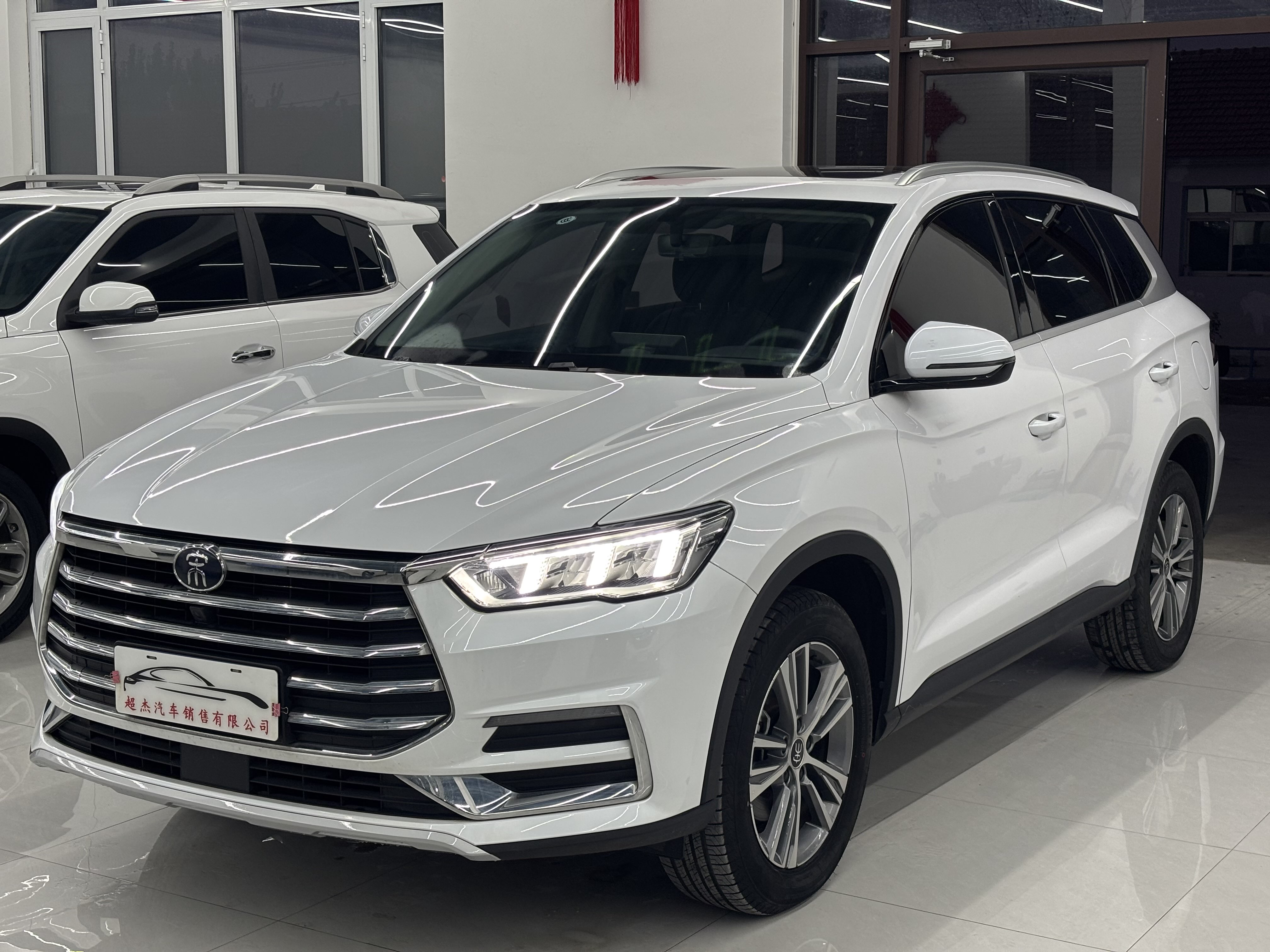 BYD M9 2021 car image 