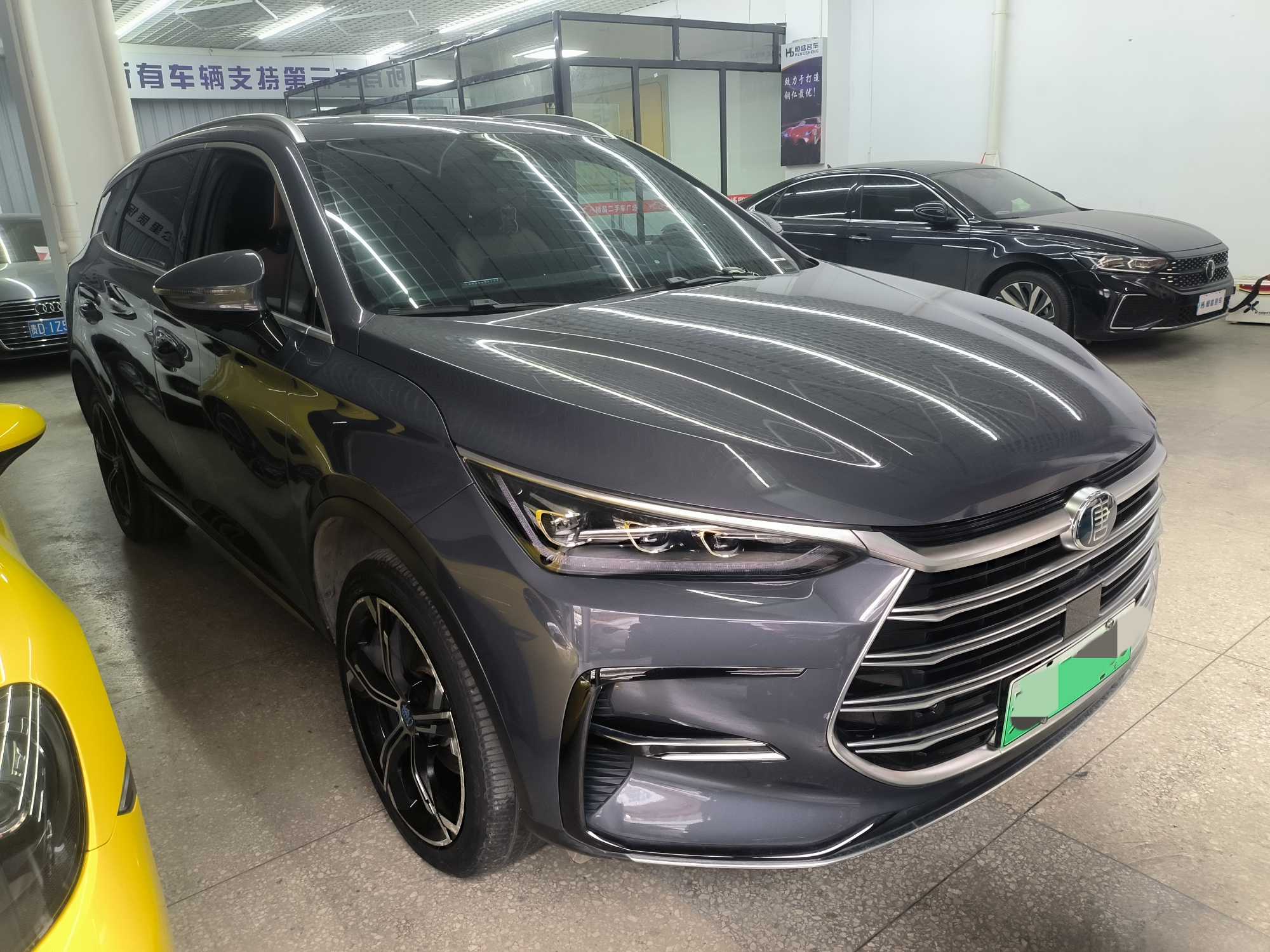 BYD Tang New Energy 2023 BYD Tang New Energy 2023 car image