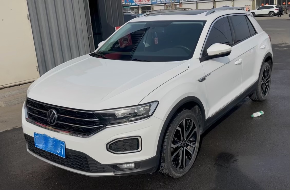 Volkswagen T-Roc 2022 car image 