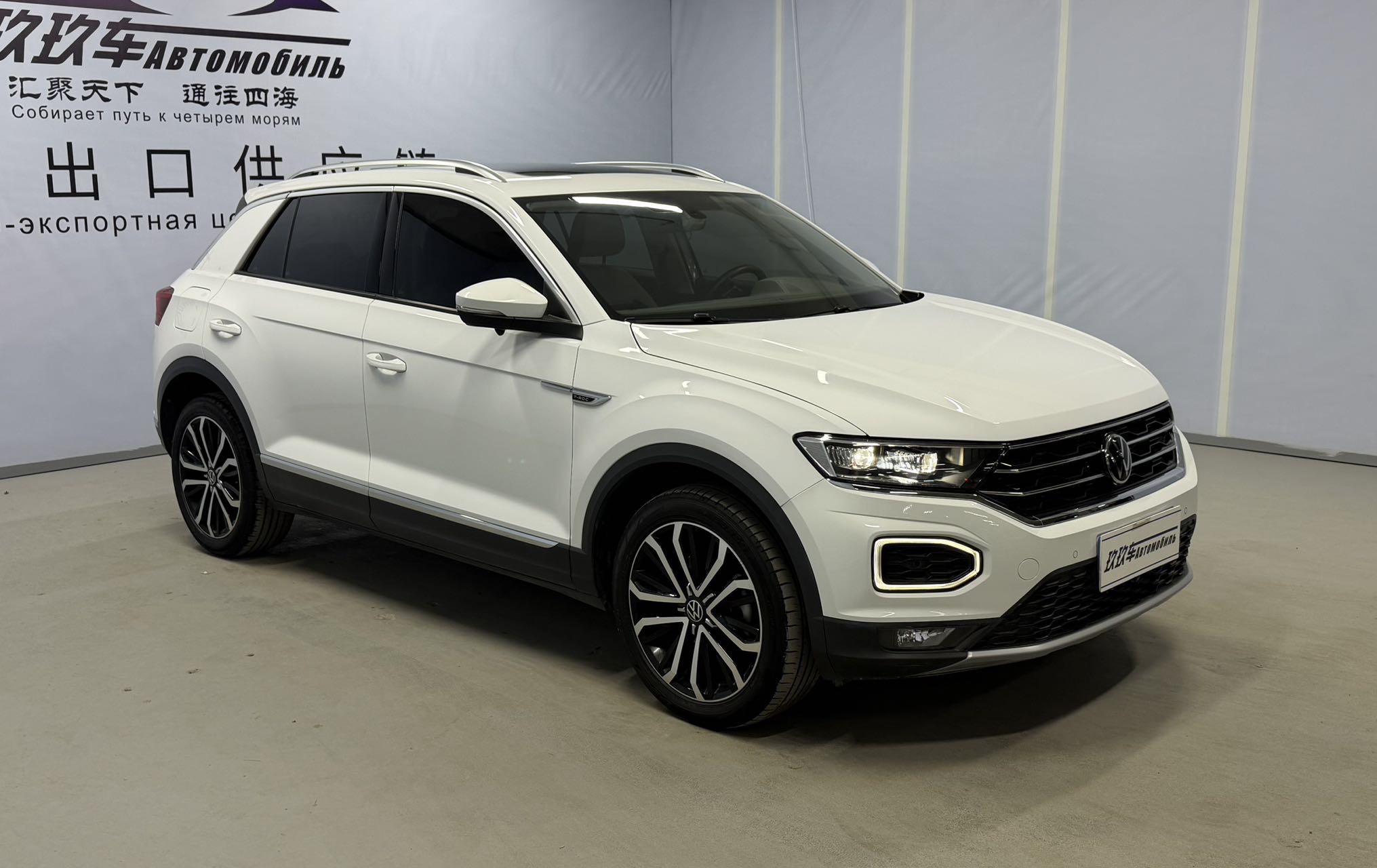 T-Roc 2021 car image 