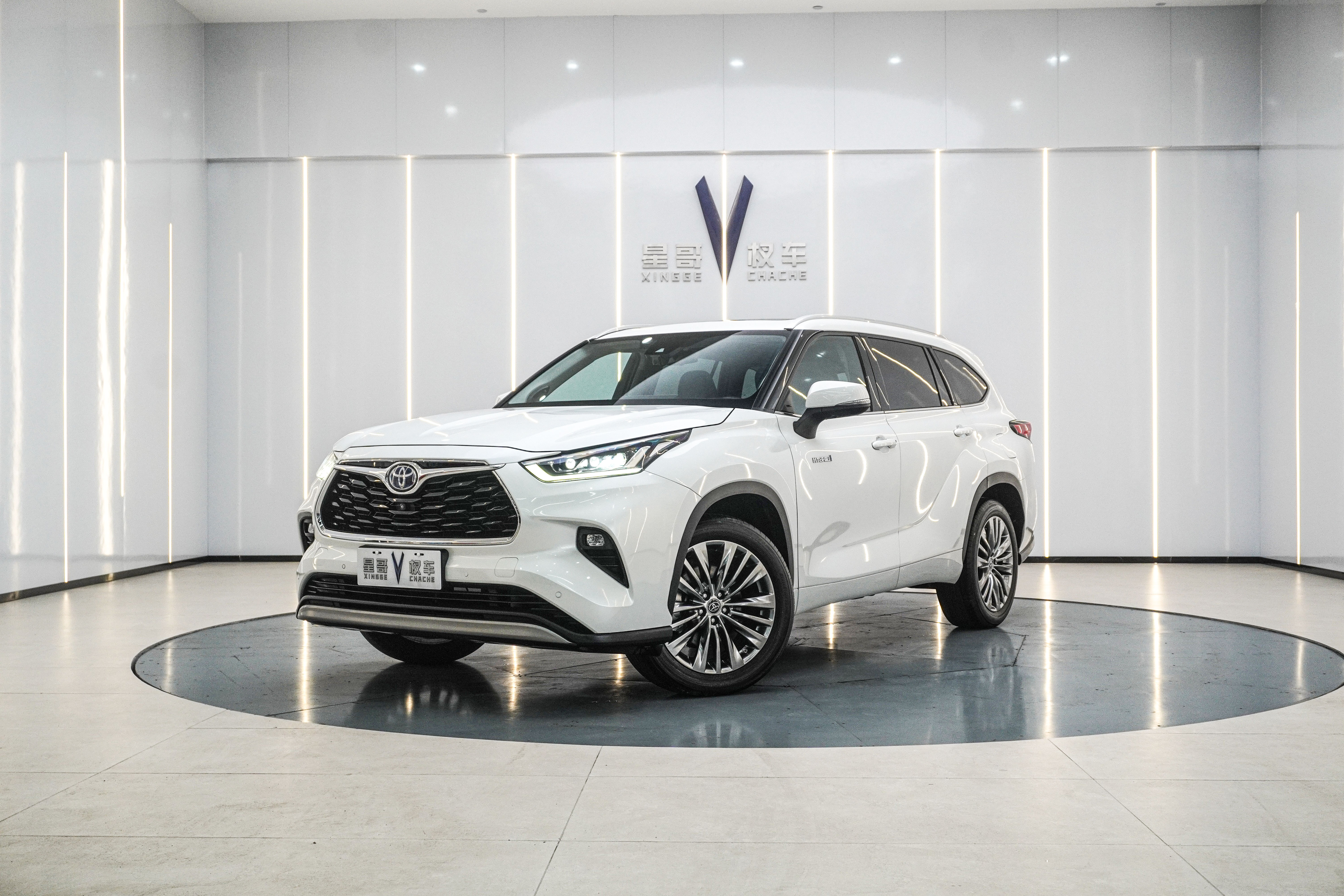 Toyota Highlander 2023 Toyota Highlander 2023 汽车图片