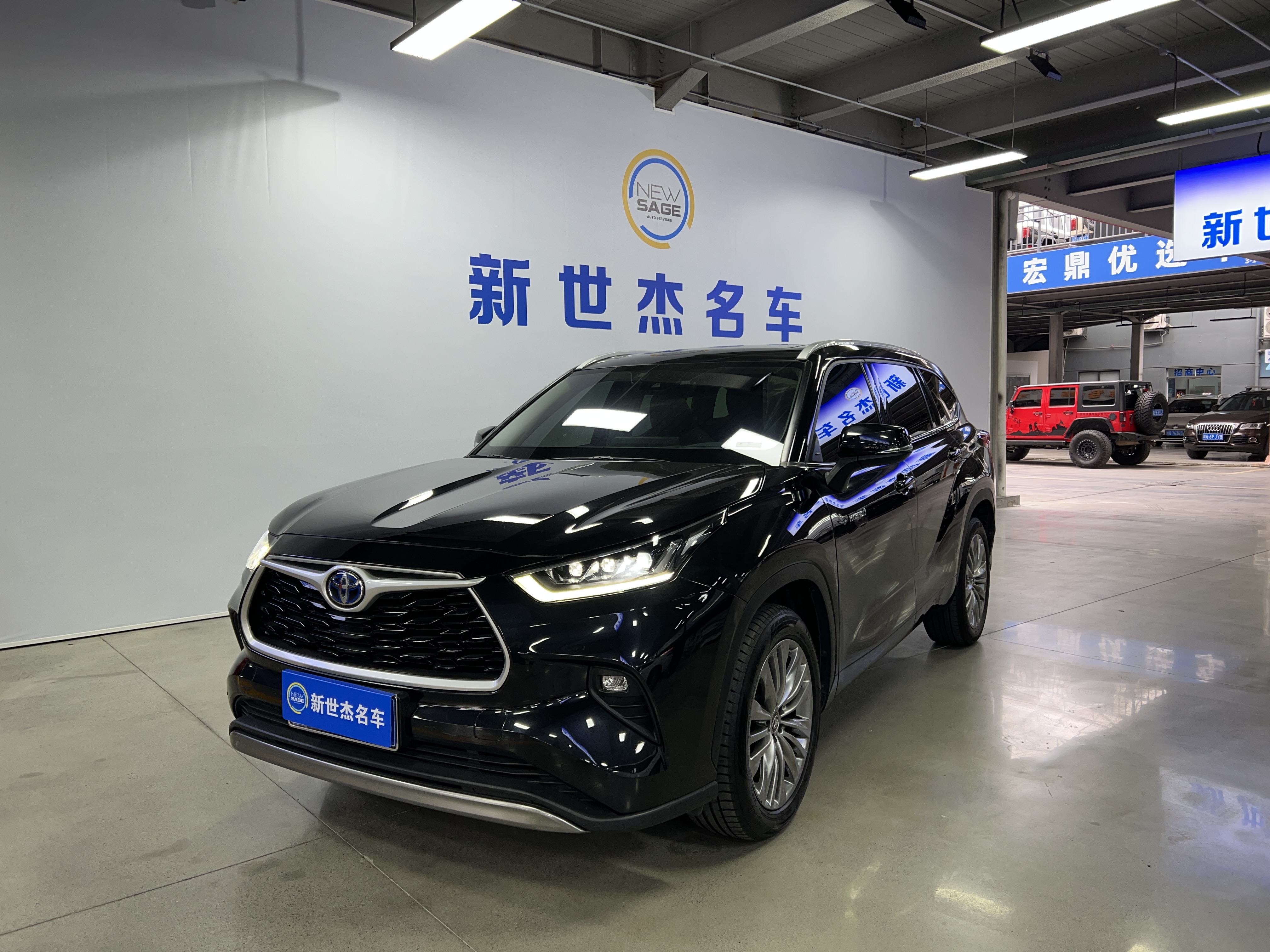 Toyota Highlander 2021 汽车图片 