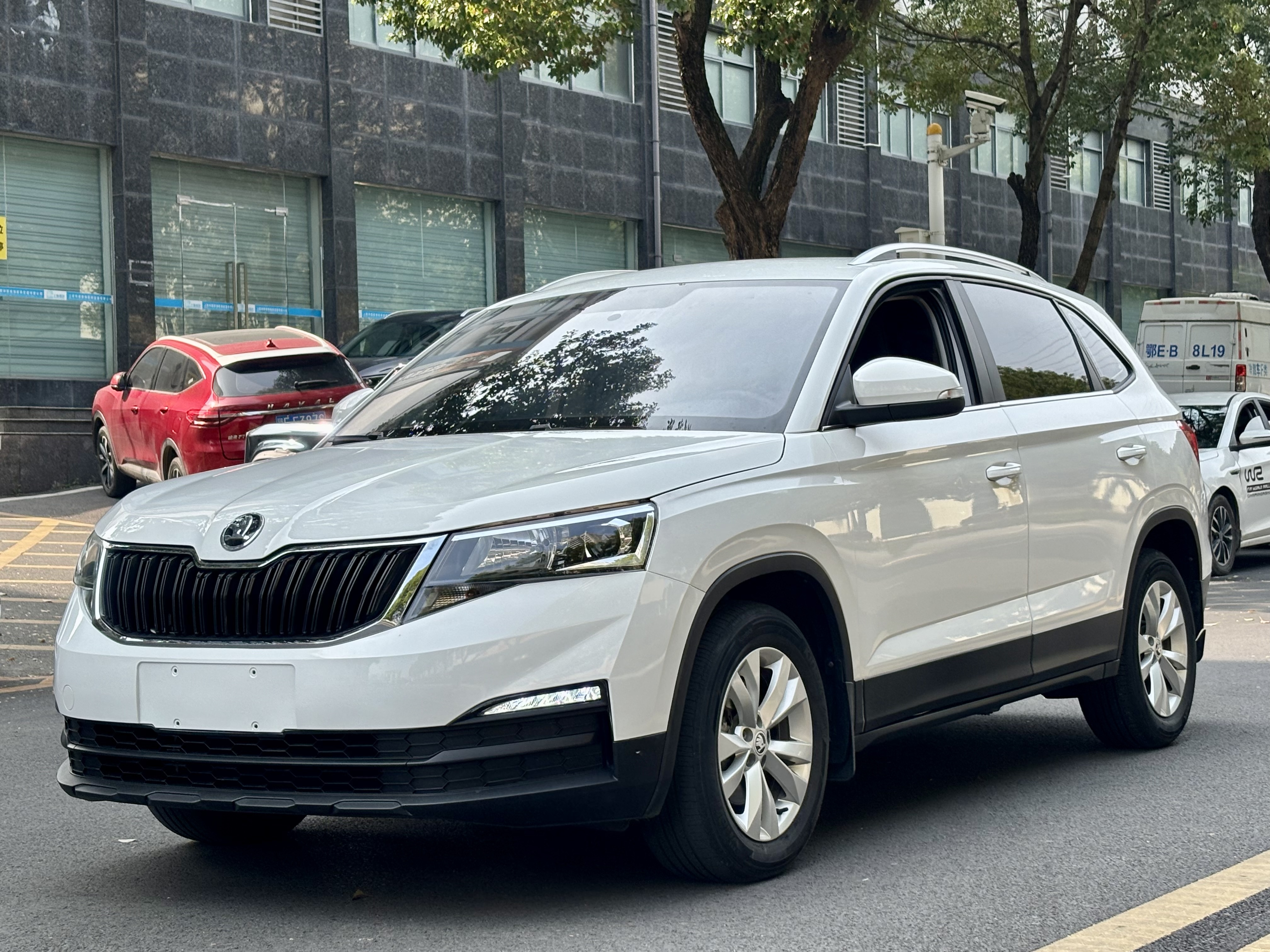 Skoda Kamiq 2021 Skoda Kamiq 2021 car image
