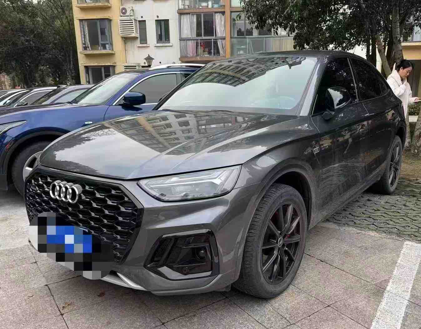 Audi Q5L Sportback 2021 汽车图片 