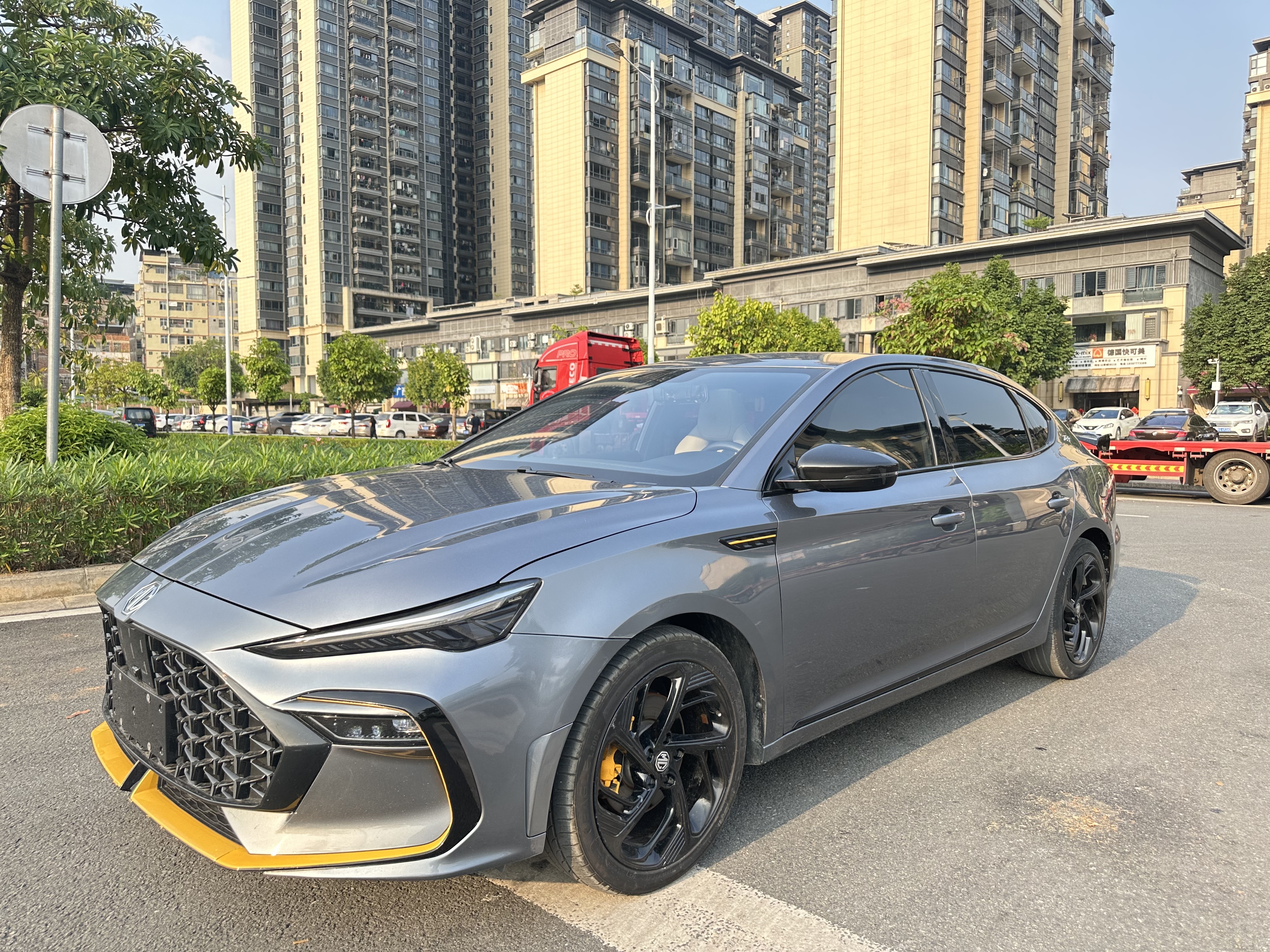 MG 6 2021 immagine di auto 