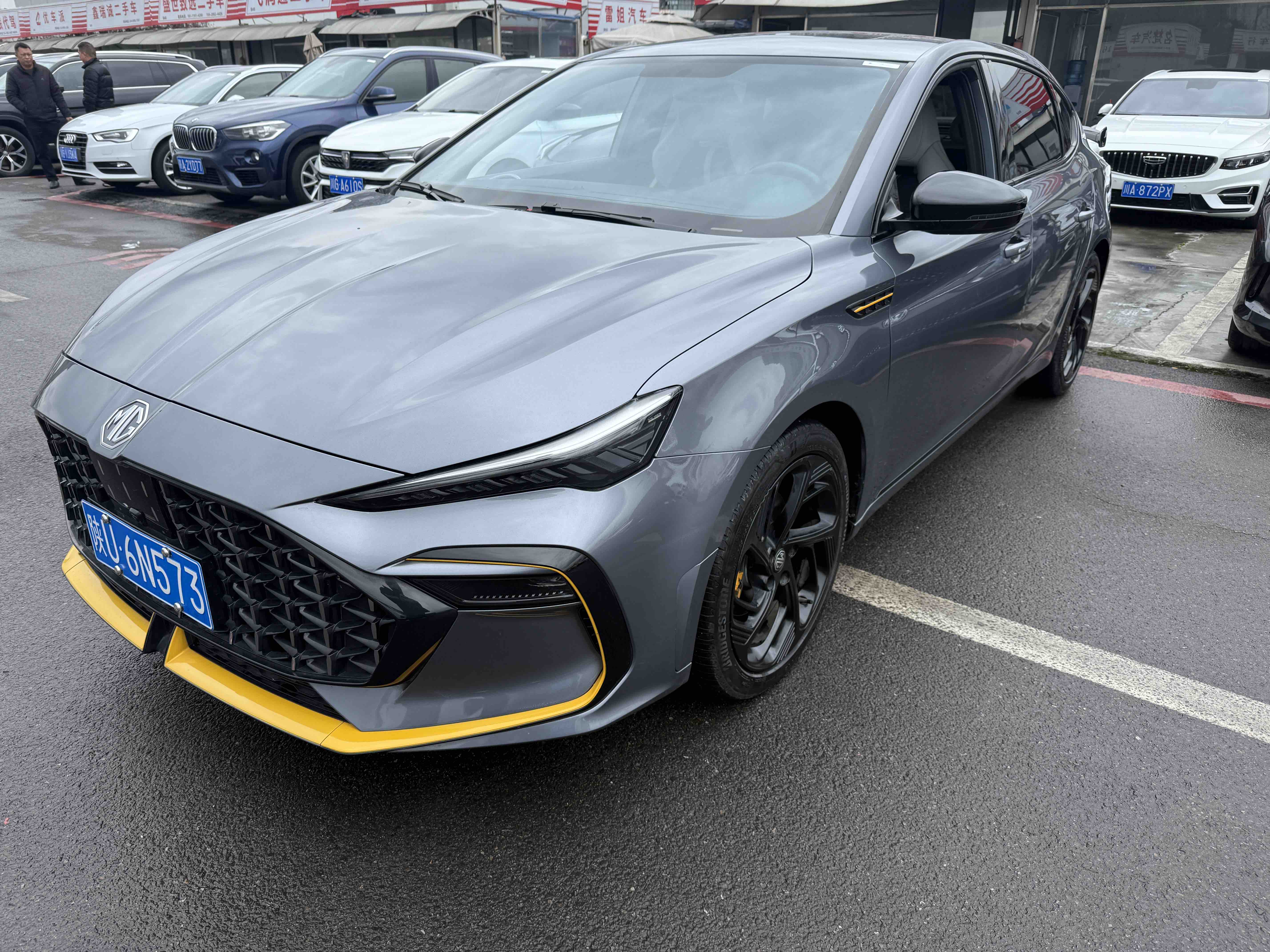 MG 6 2021 immagine di auto 