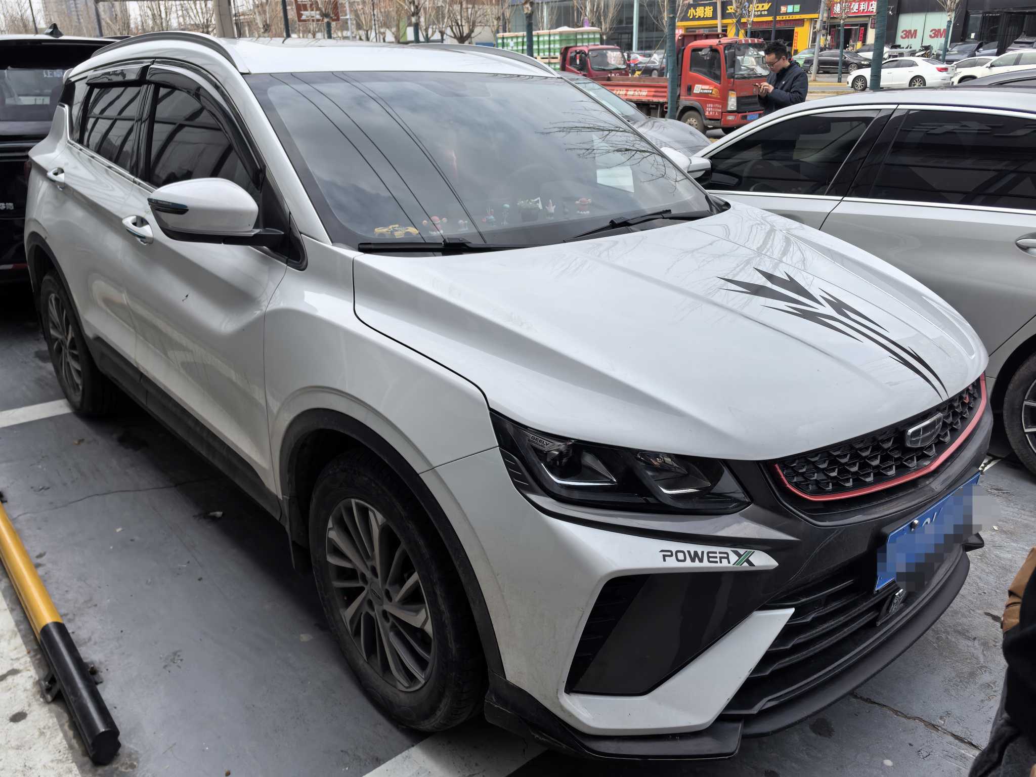 GEELY Coolray 2021 car image 