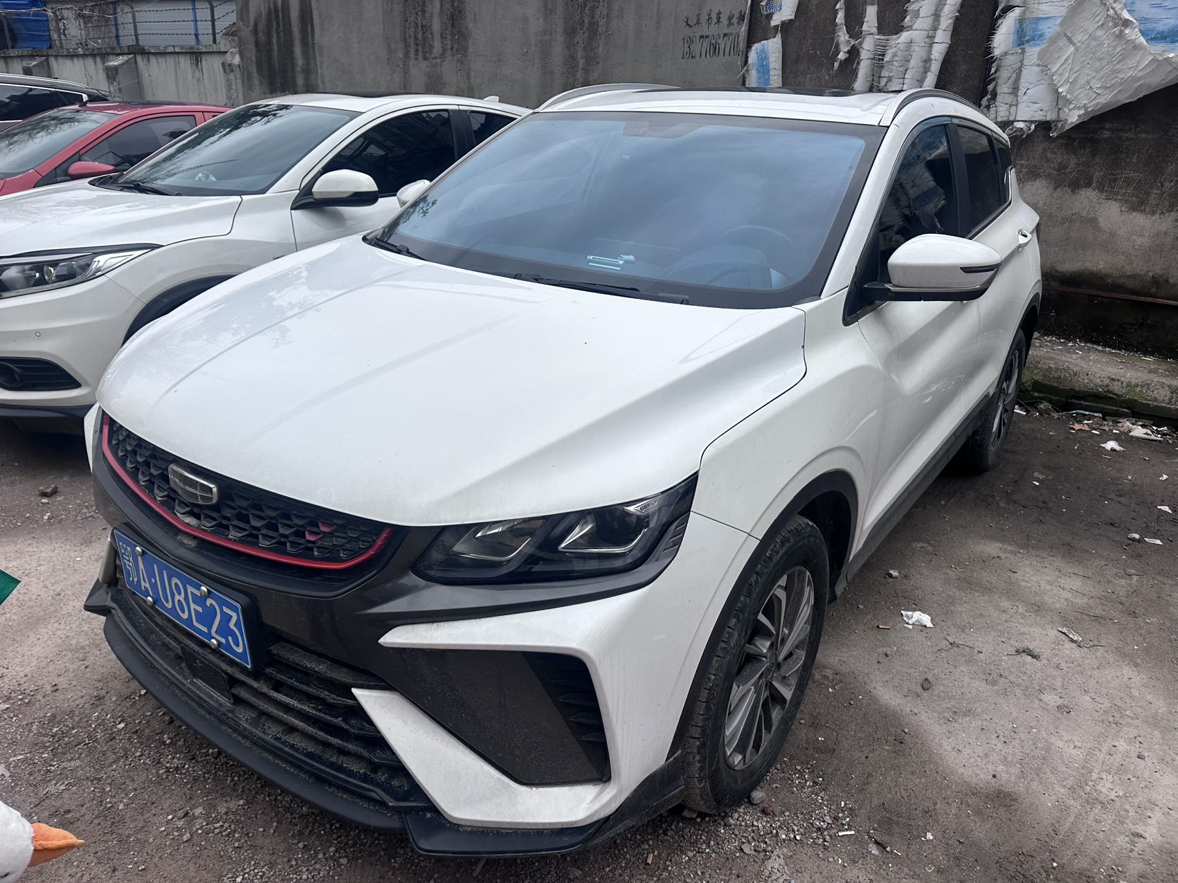 GEELY Coolray 2022 immagine di auto 