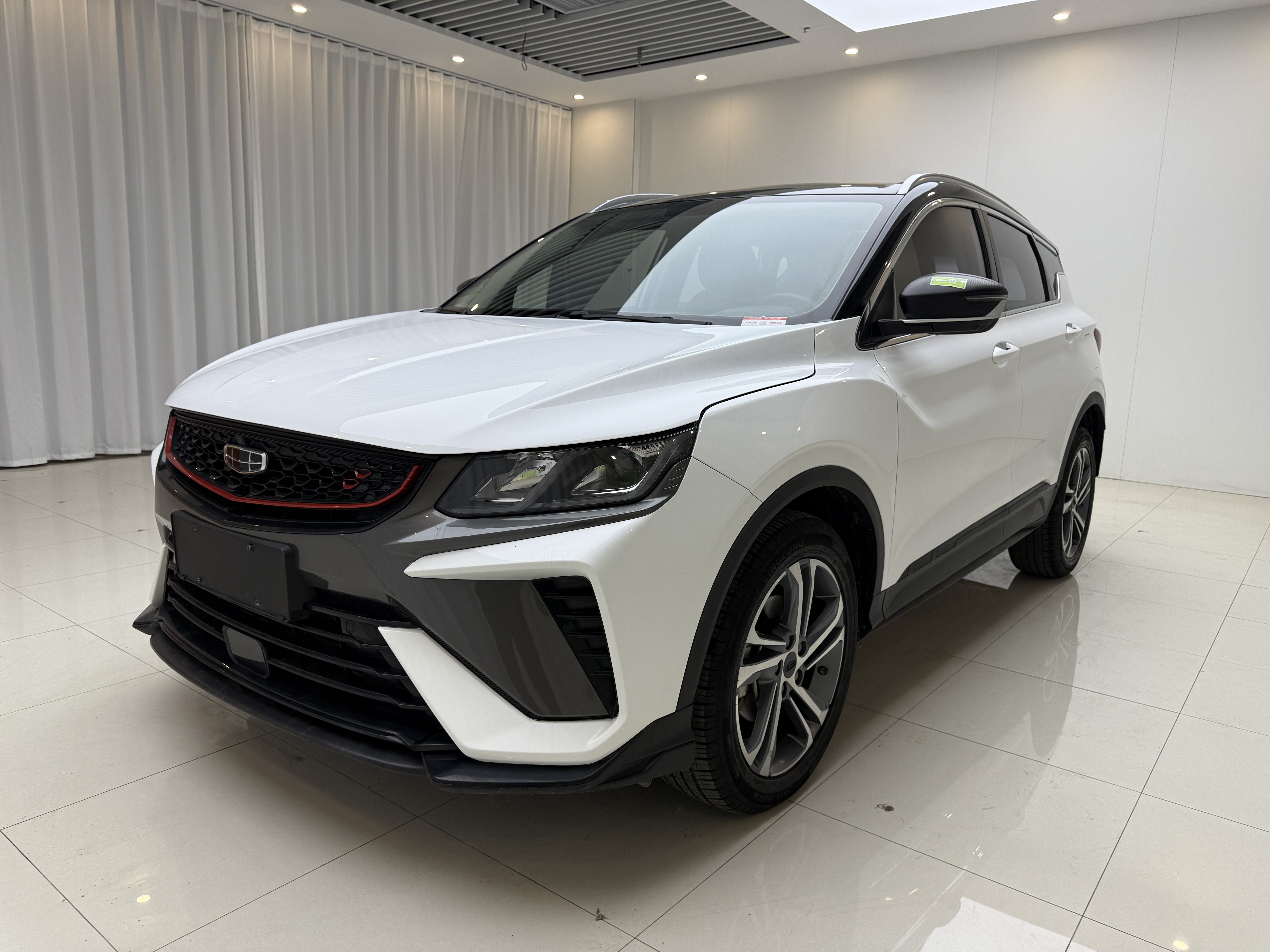 GEELY Coolray 2021 GEELY Coolray 2021 car image