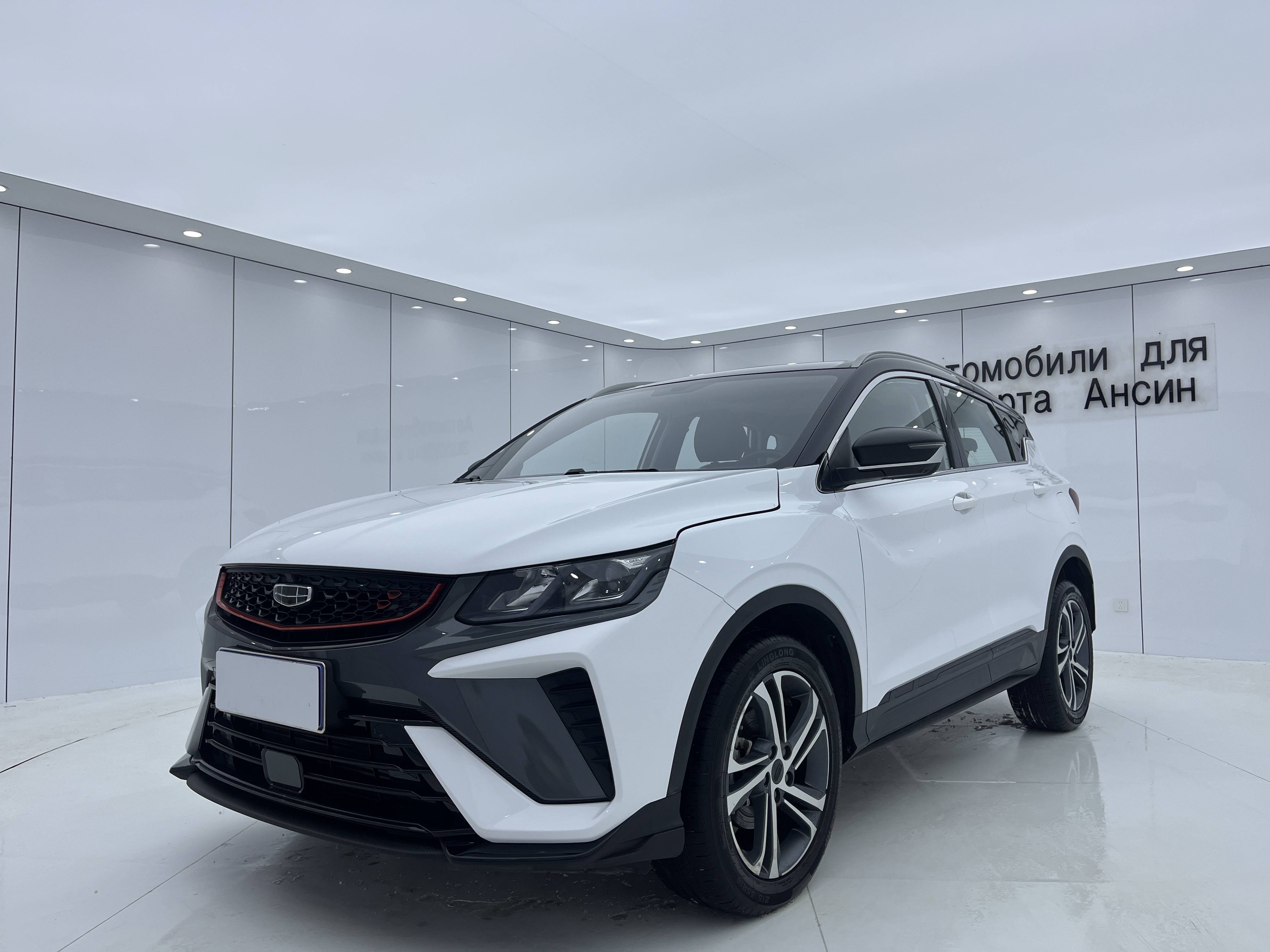 GEELY Coolray 2022 GEELY Coolray 2022 car image