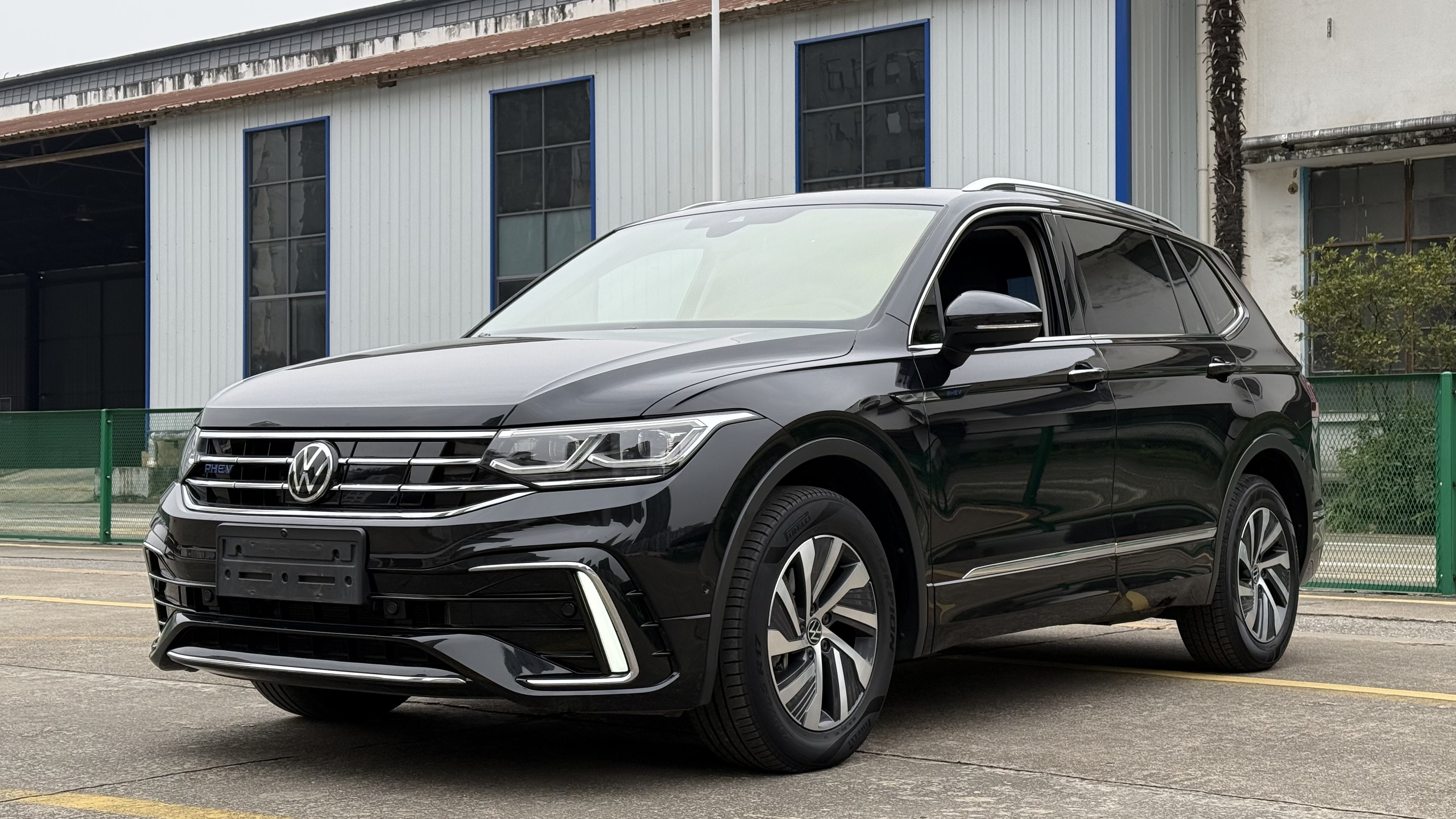Volkswagen Tiguan L New Energy 2022 Volkswagen Tiguan L New Energy 2022 car image