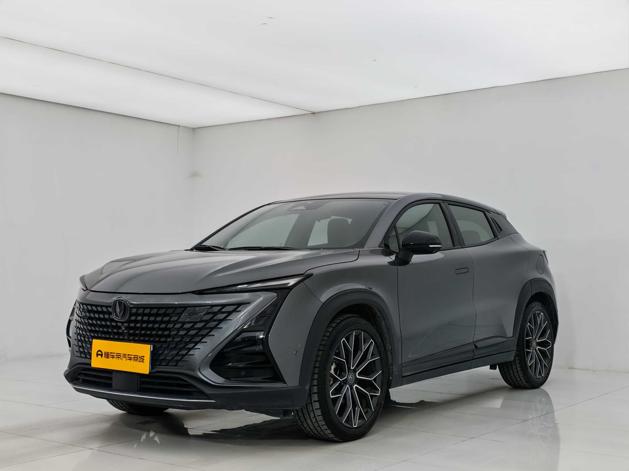 Changan UNI-T 2022 car image 