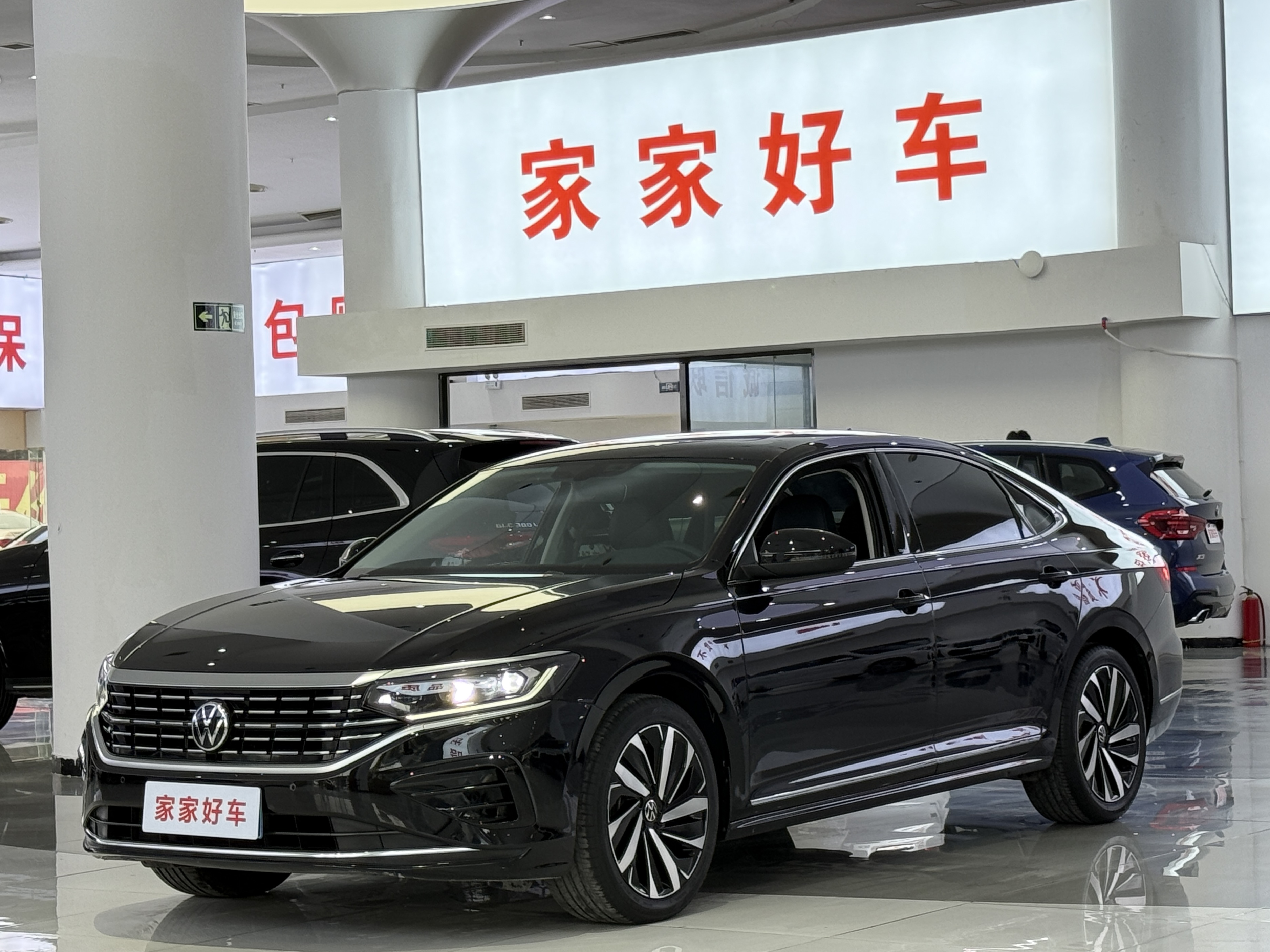 Volkswagen Passat 2022 immagine di auto 