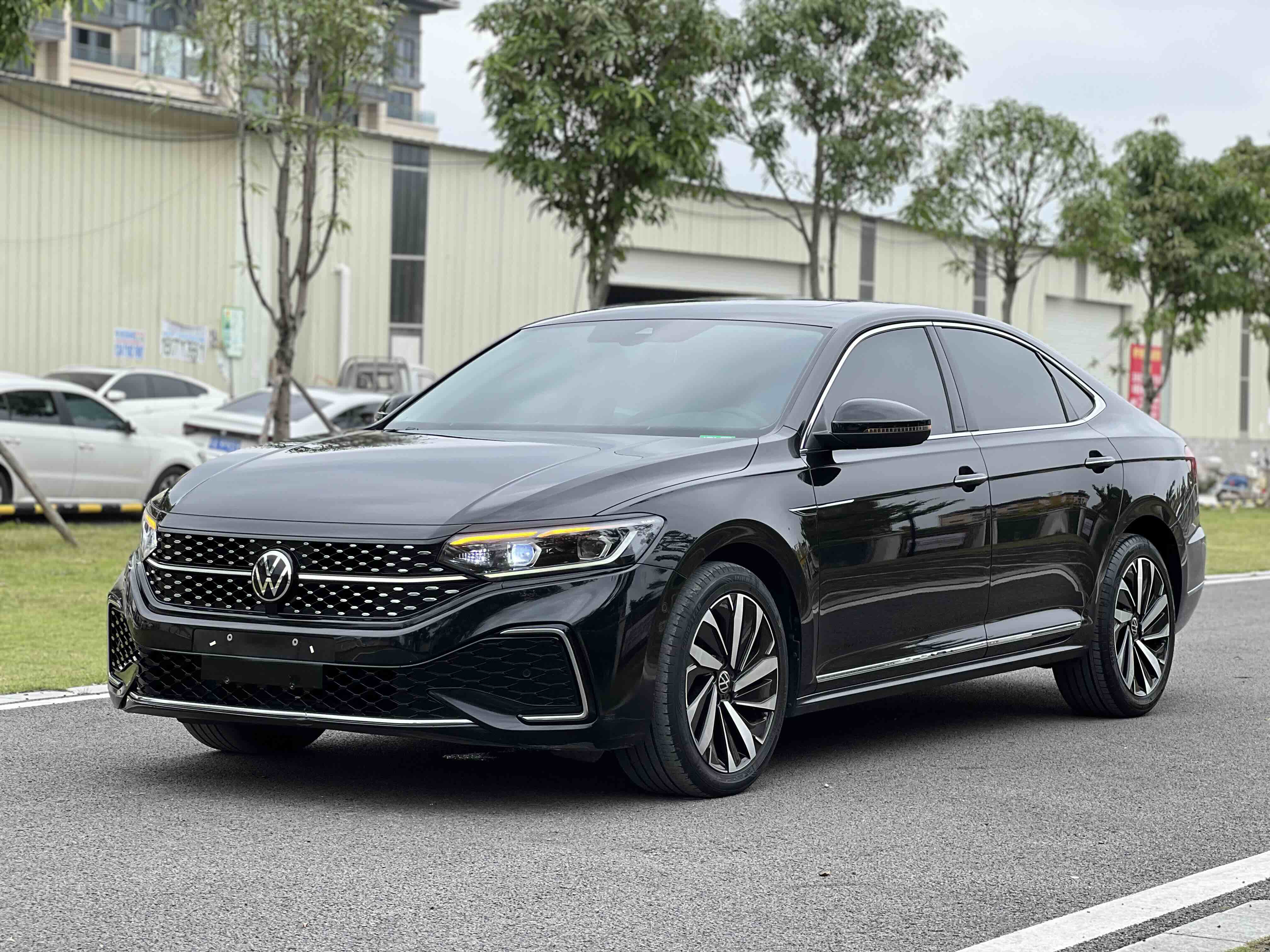 Volkswagen Passat 2022 car image 