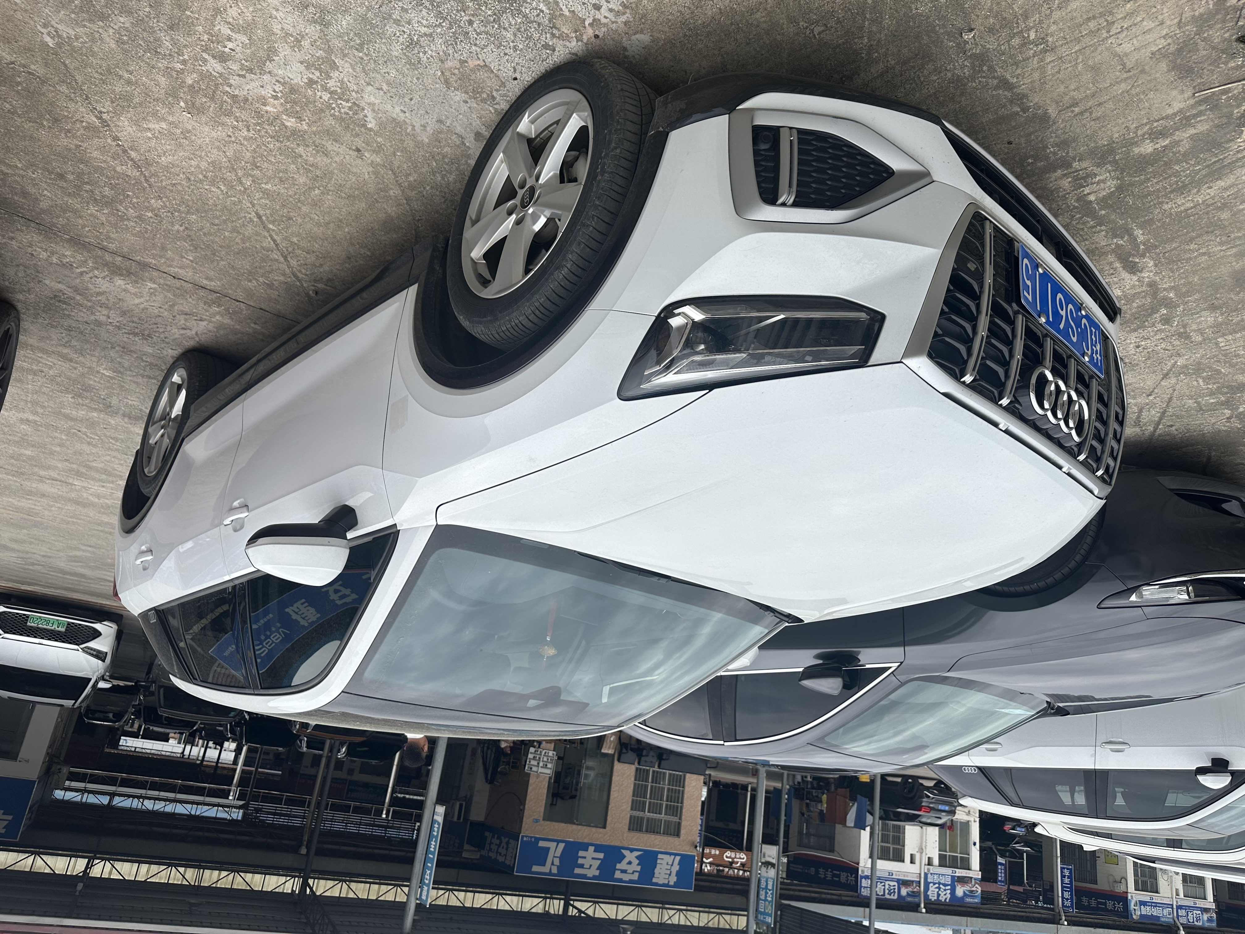 Audi Q2L 2023 汽车图片 