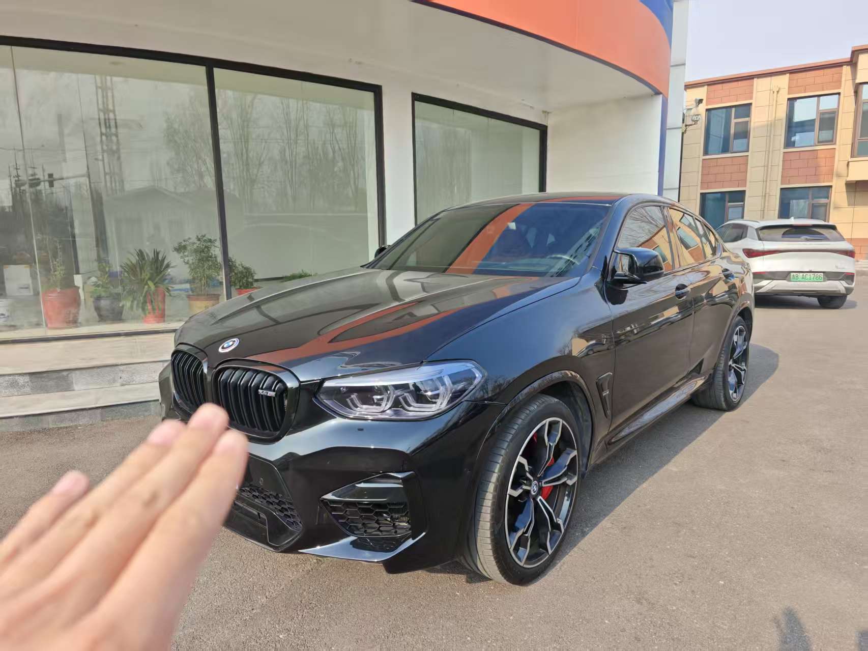 BMW X4 M 2021 汽车图片 