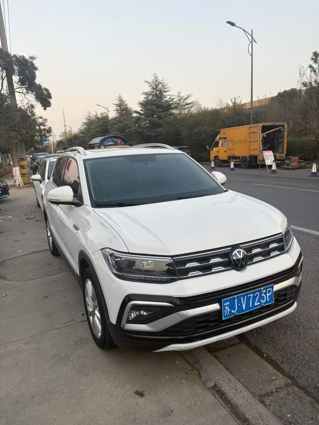 Volkswagen T-Cross 2021 Volkswagen T-Cross 2021 car image