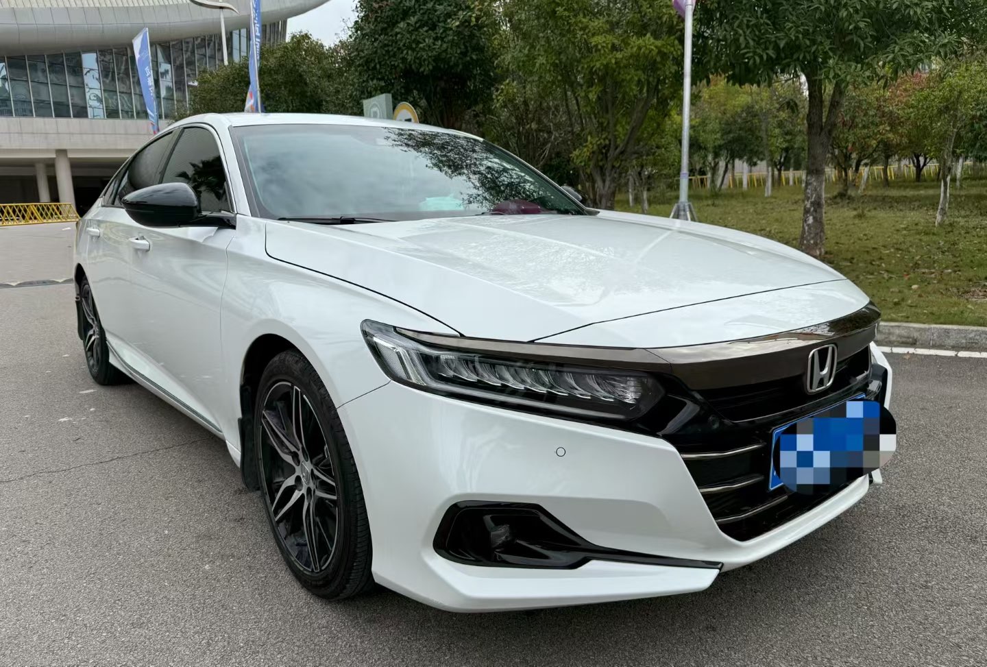 BYD F3R 2023 car image 