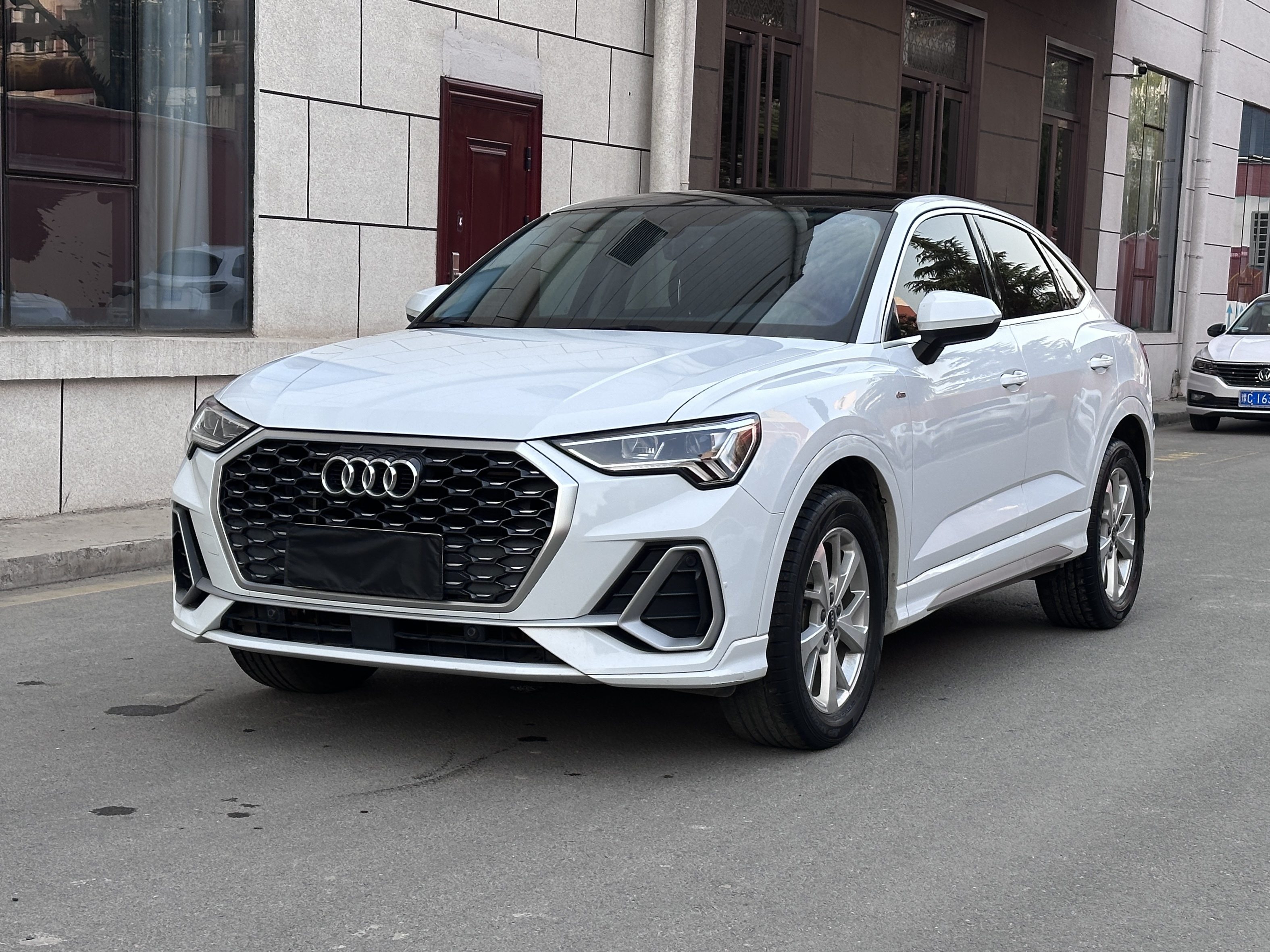 Audi Q3 Sportback 2022 汽车图片 